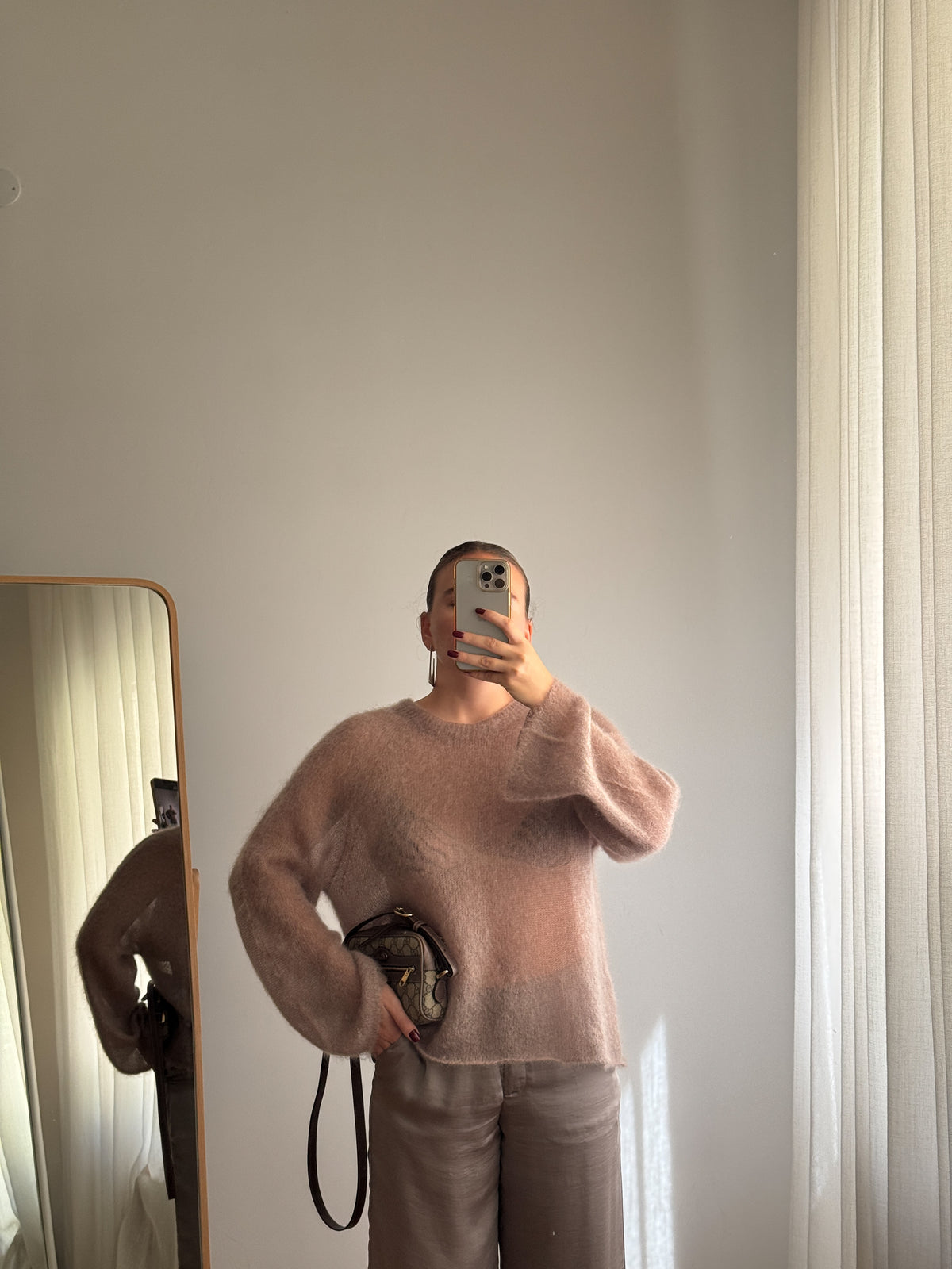 Maglione kid mohair con maniche svasate - Cappuccino