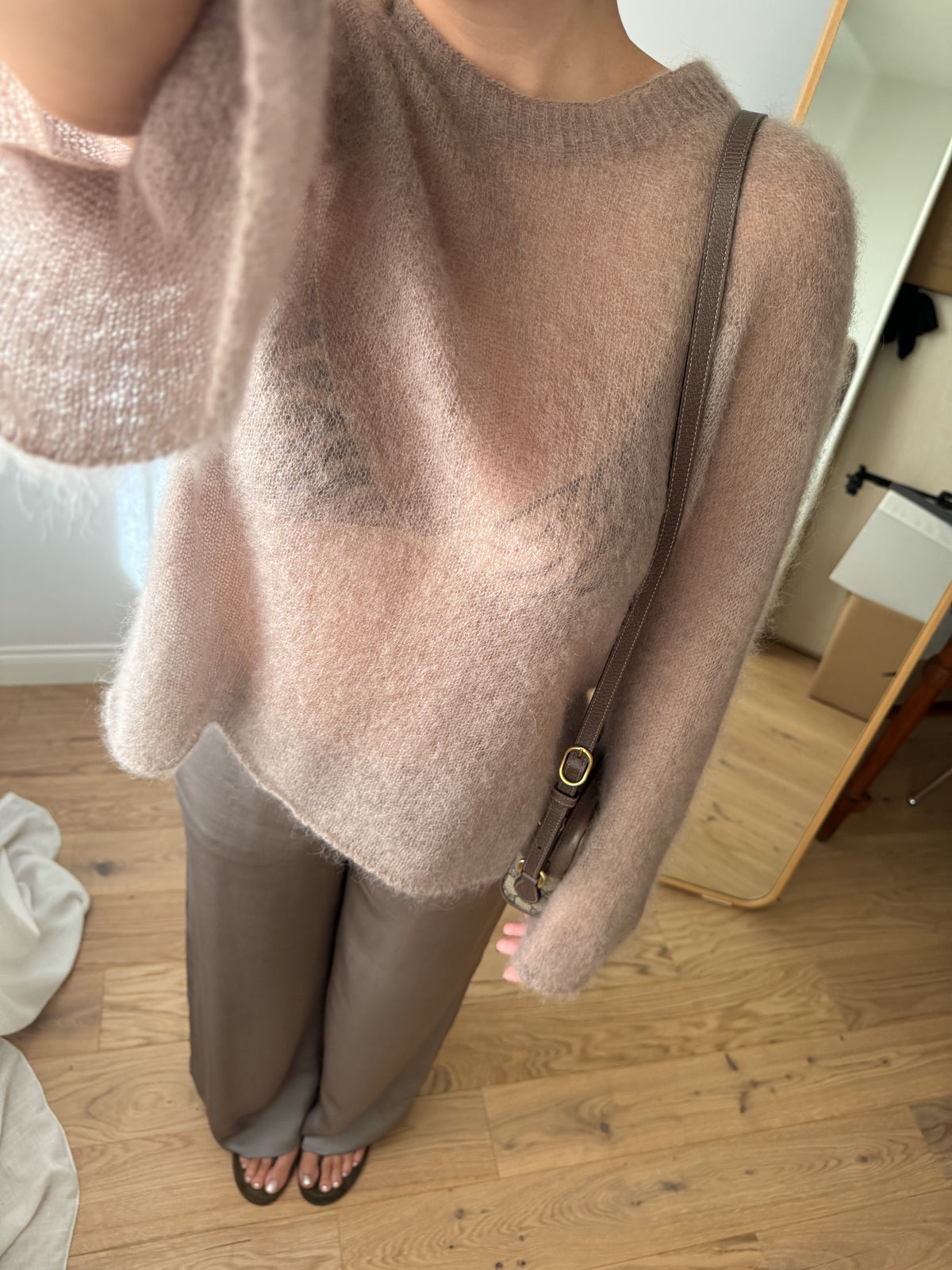 Maglione kid mohair con maniche svasate - Cappuccino