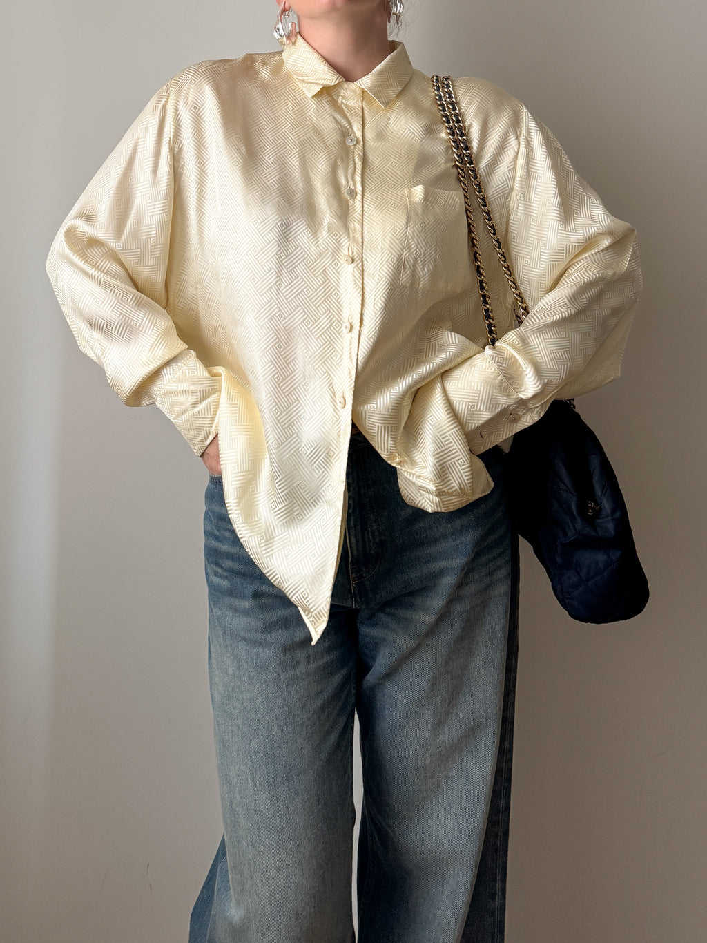 Camicia color burro in pura seta jacquard
