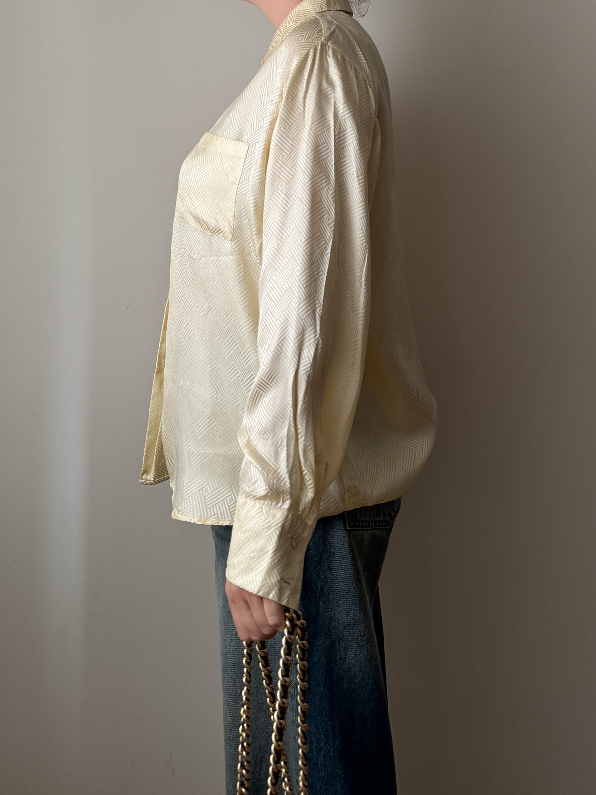Camicia color burro in pura seta jacquard