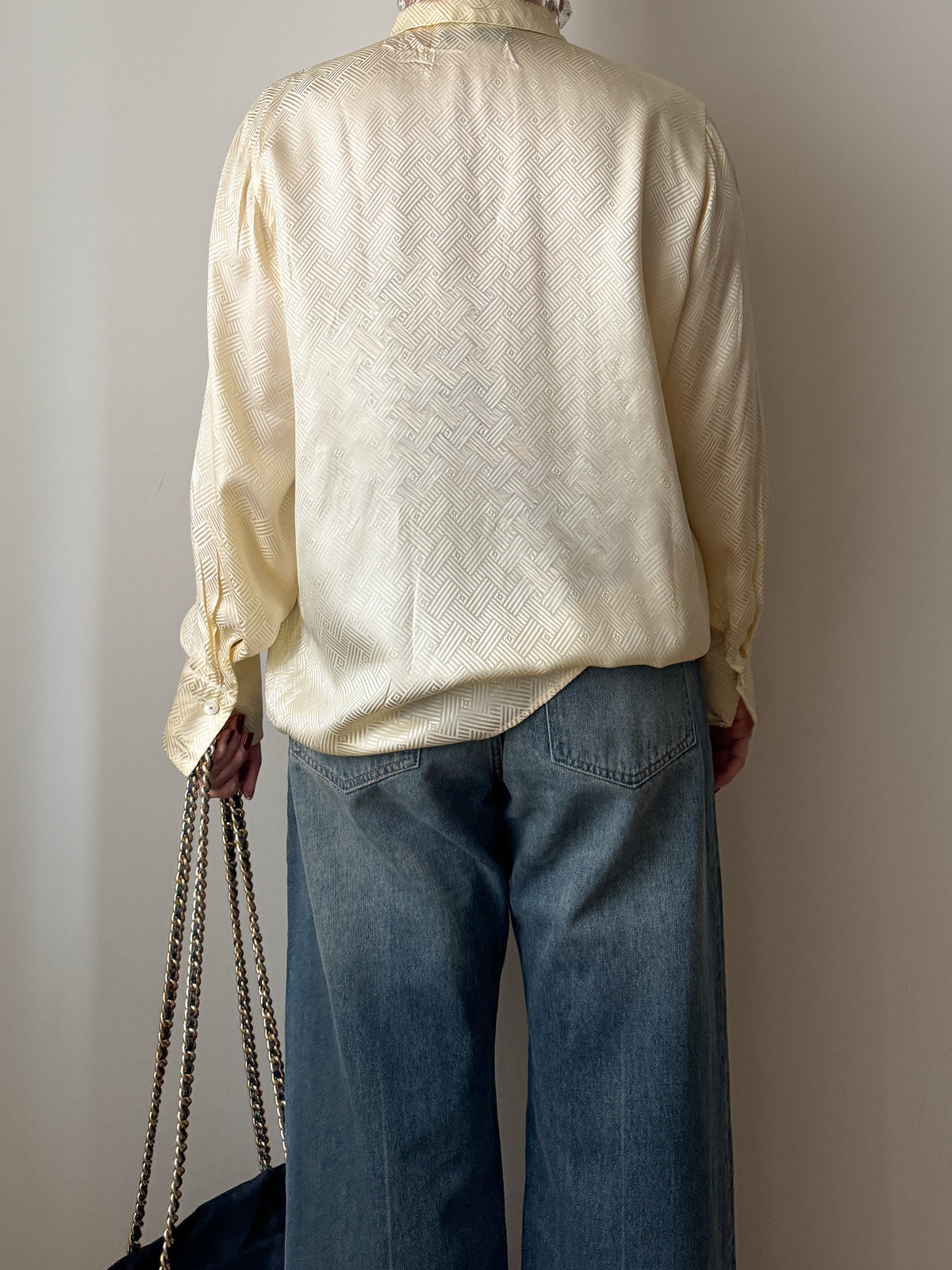 Camicia color burro in pura seta jacquard