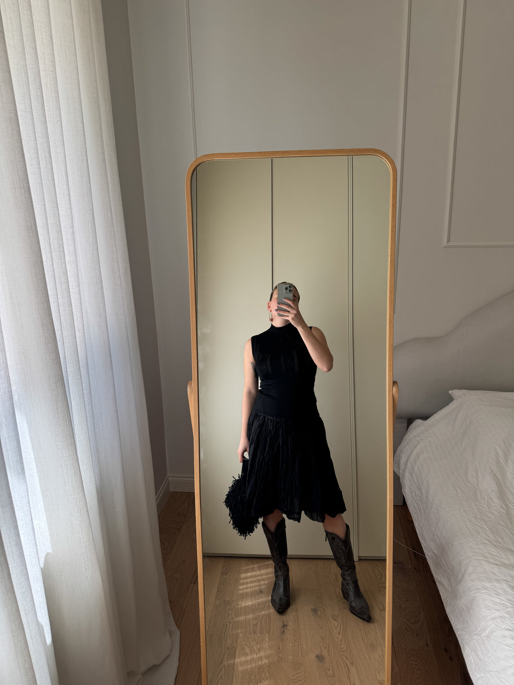 Top nero in maglia di viscosa