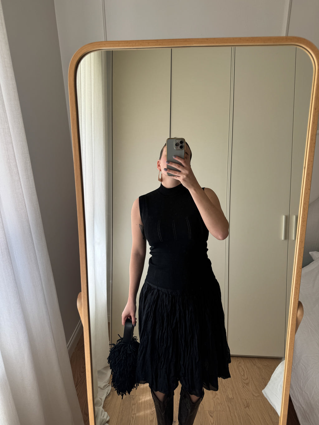 Top nero in maglia di viscosa