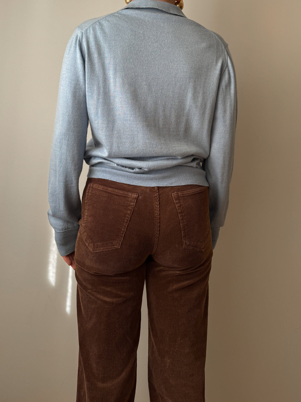 Maglione polo in pura lana vergine azzurro polvere