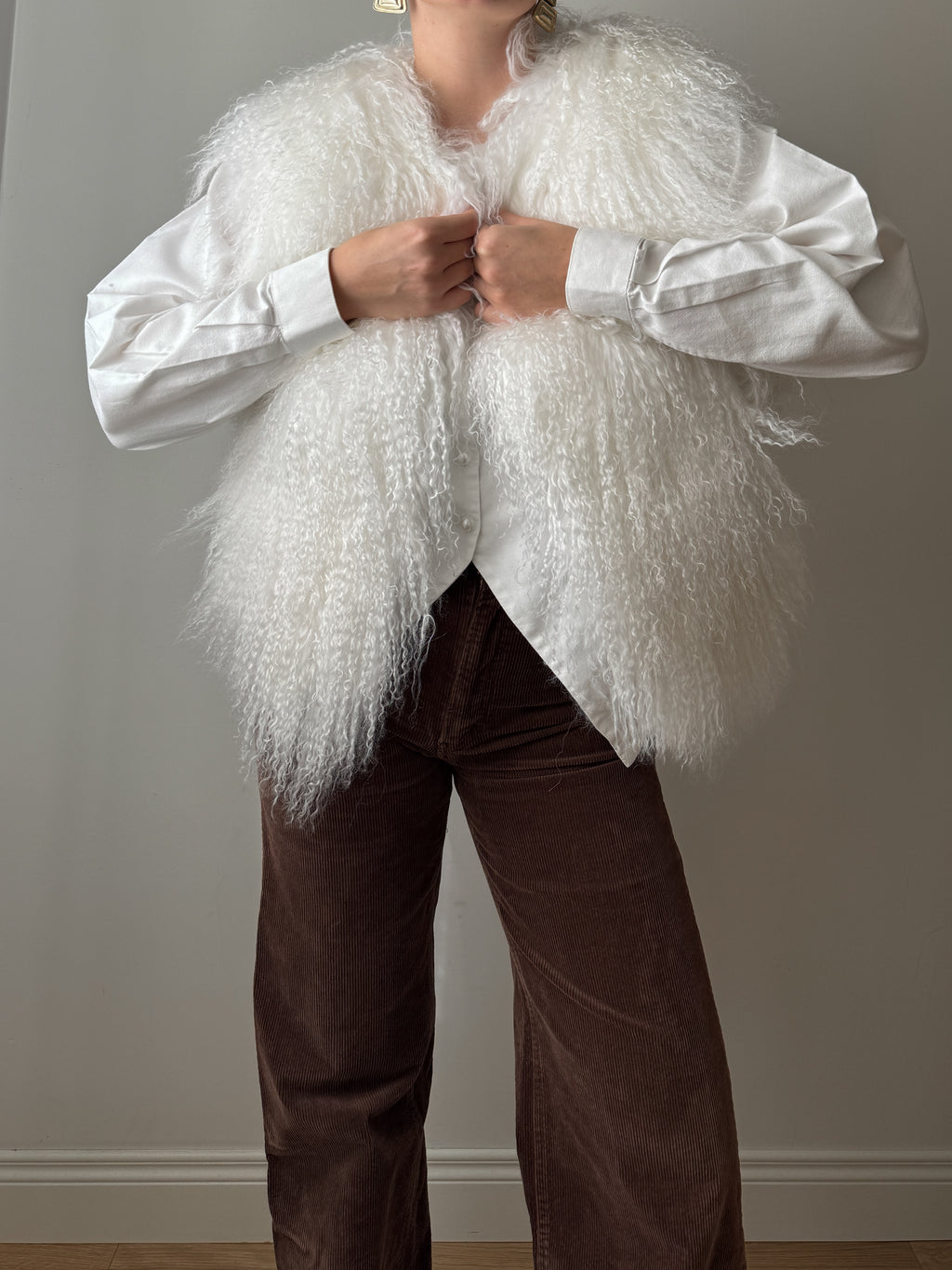 Gilet in pelliccia di mongolia bianco