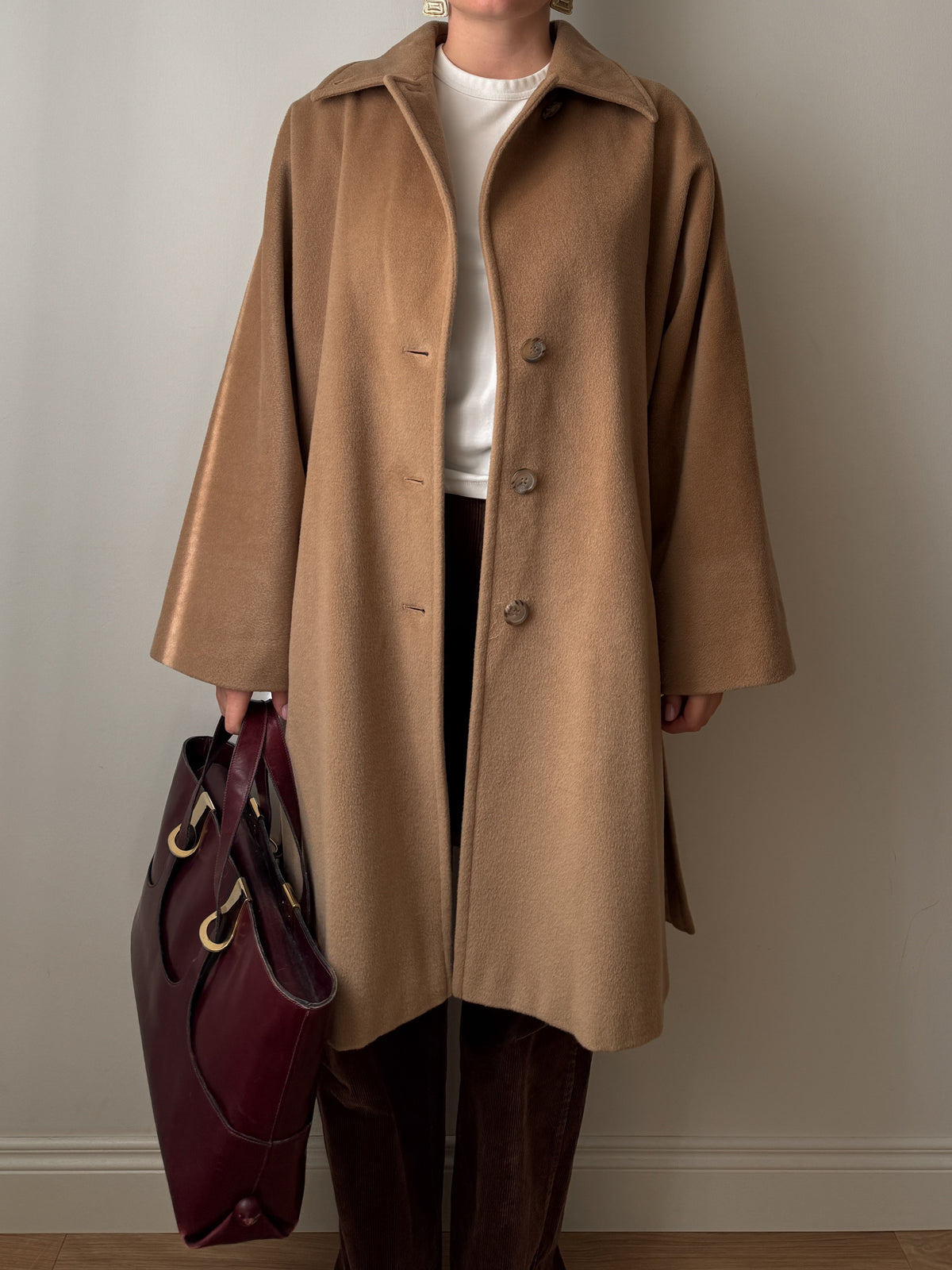 Cappotto Max Mara in lana vergine cammello