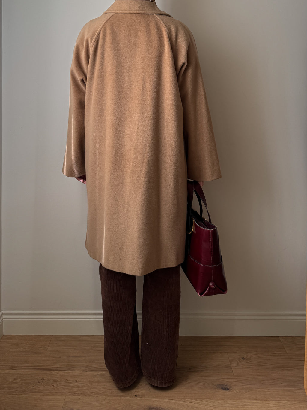 Cappotto Max Mara in lana vergine cammello