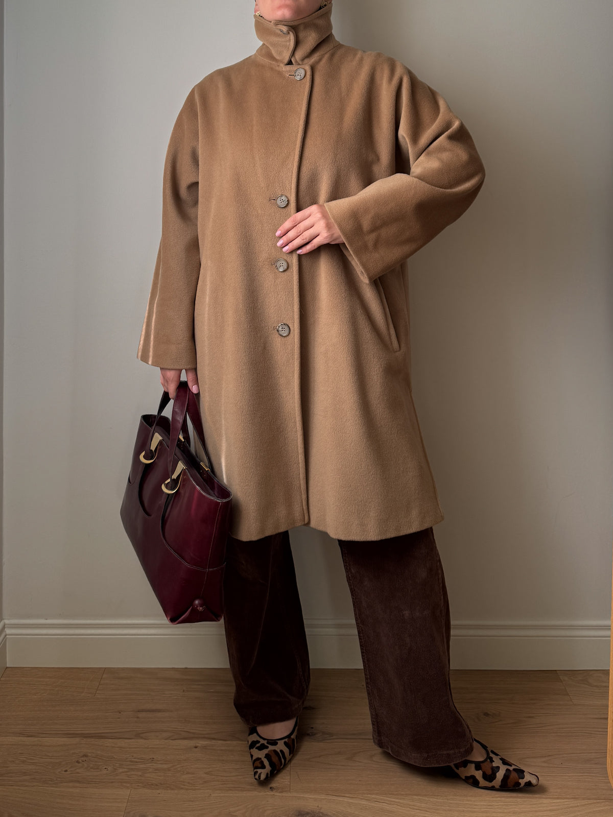 Cappotto Max Mara in lana vergine cammello