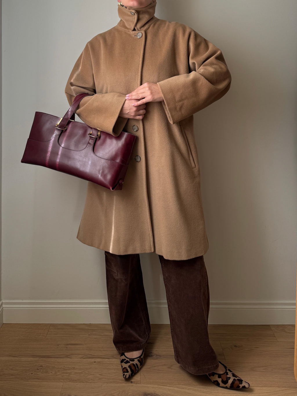 Cappotto Max Mara in lana vergine cammello