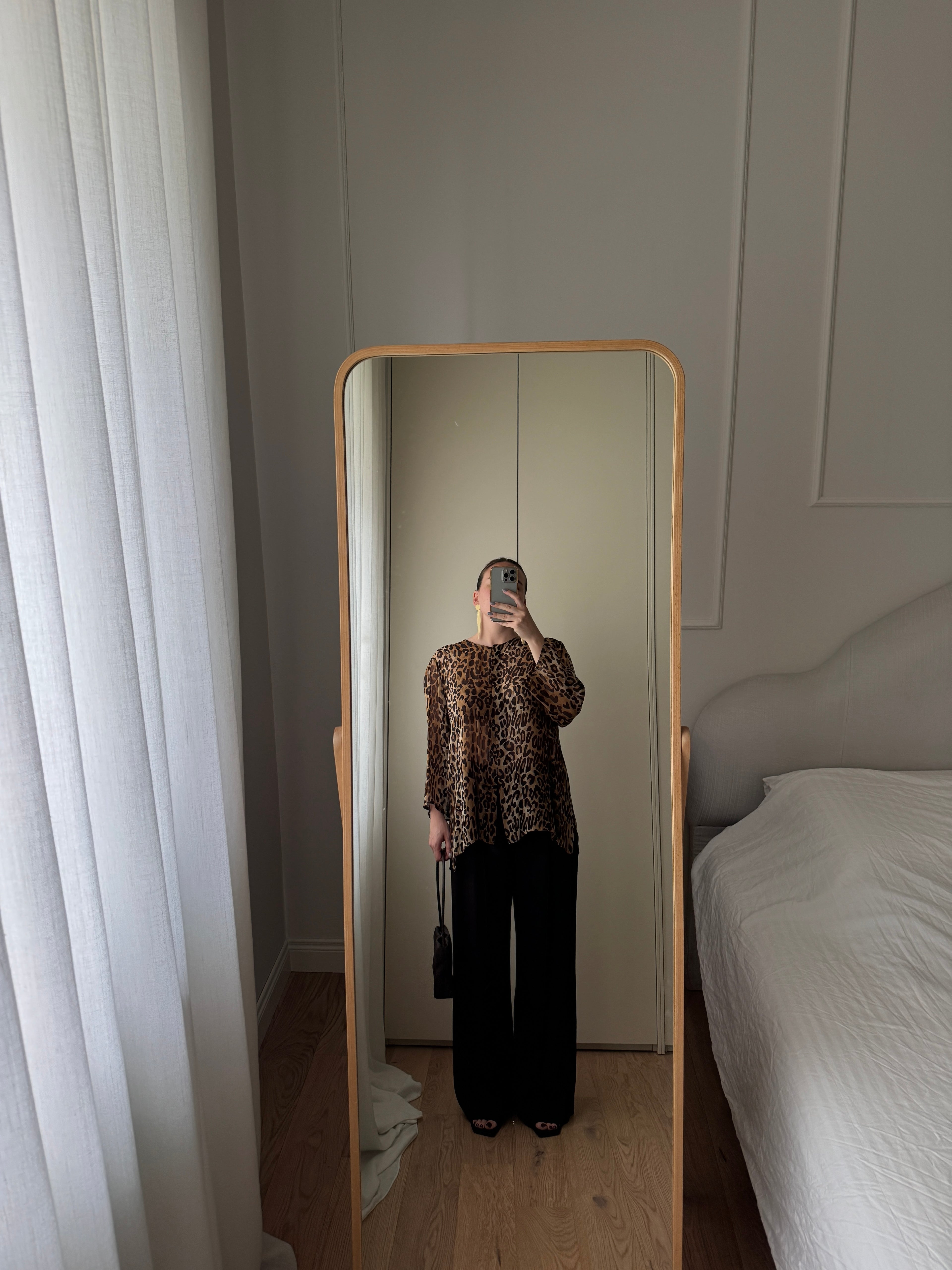 Blusa animalier in pura viscosa