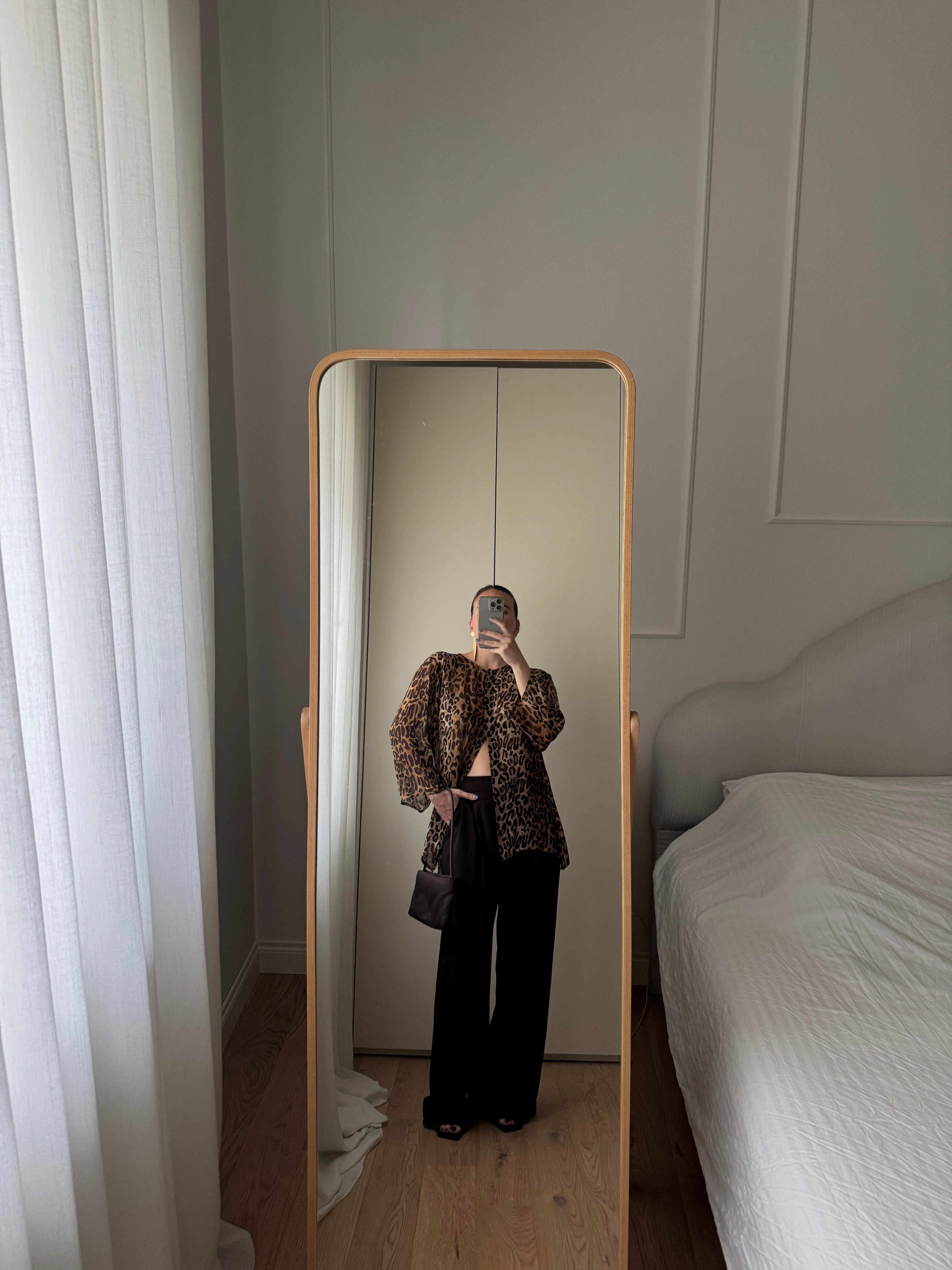 Blusa animalier in pura viscosa