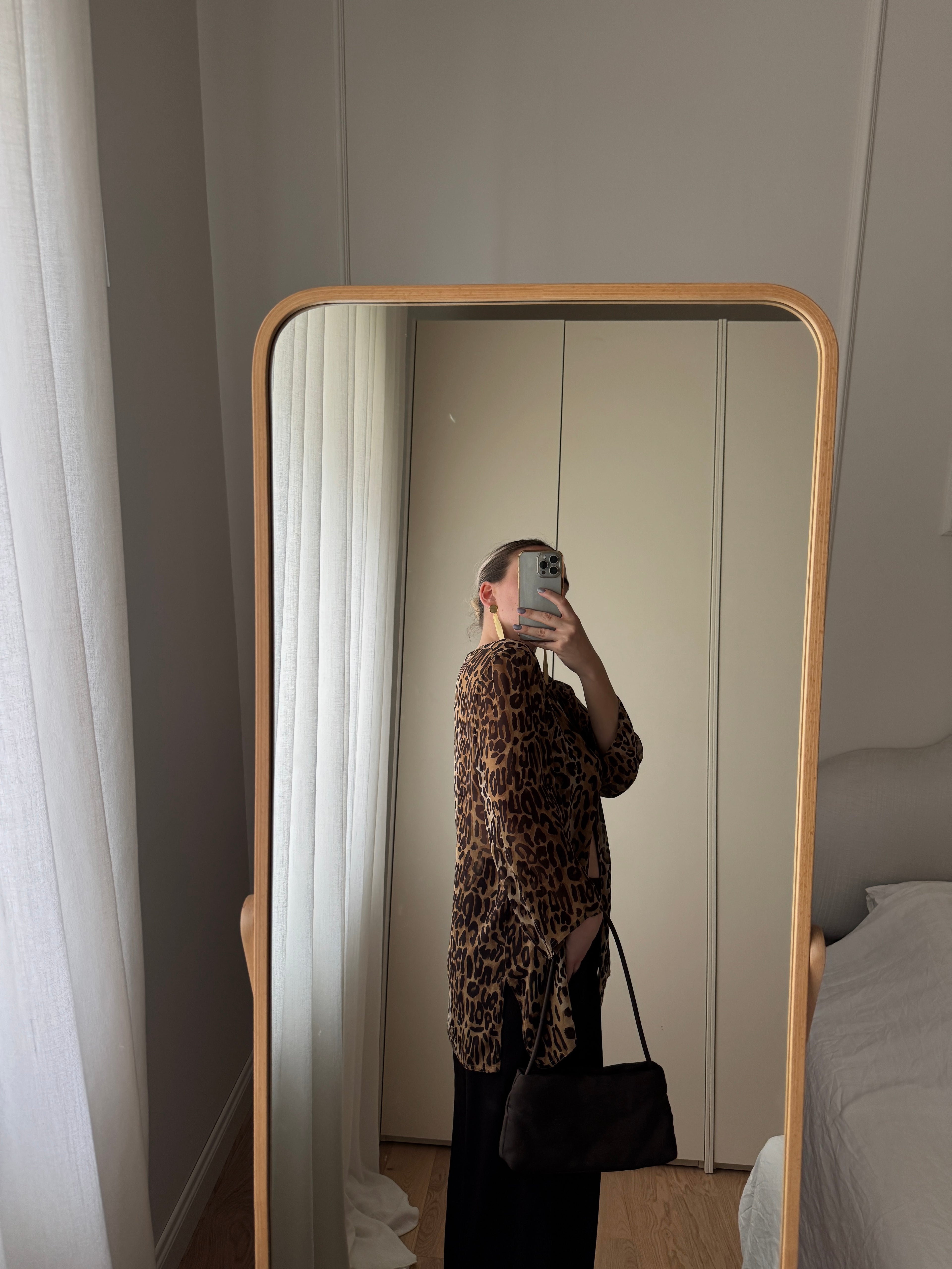 Blusa animalier in pura viscosa