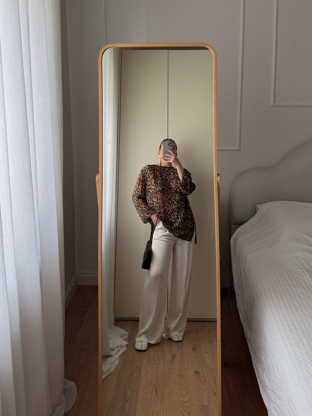 Blusa animalier in pura viscosa