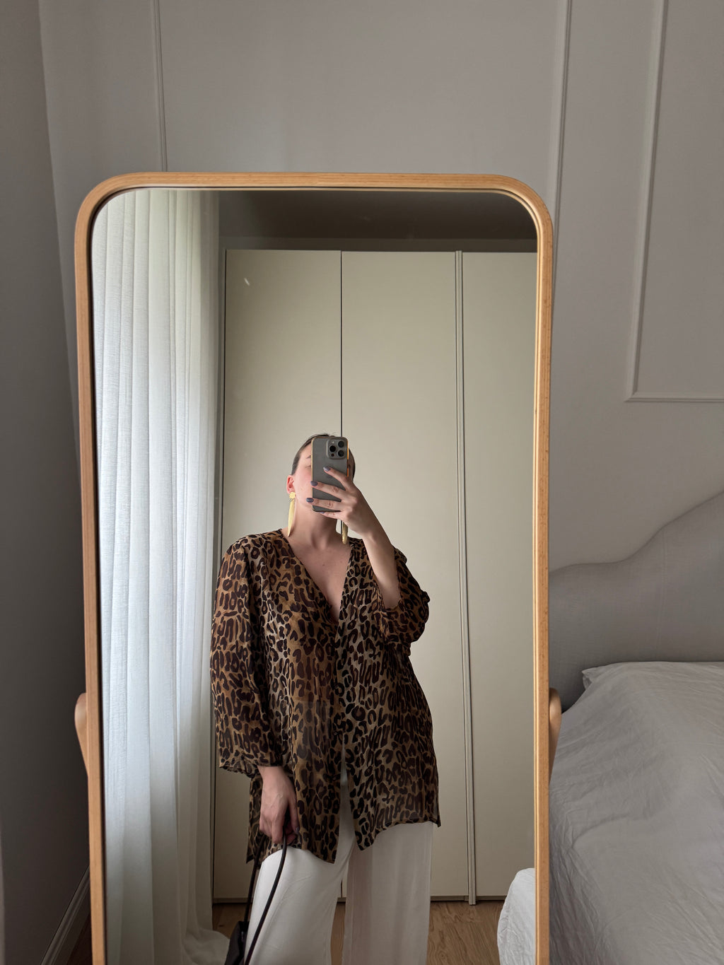 Blusa animalier in pura viscosa