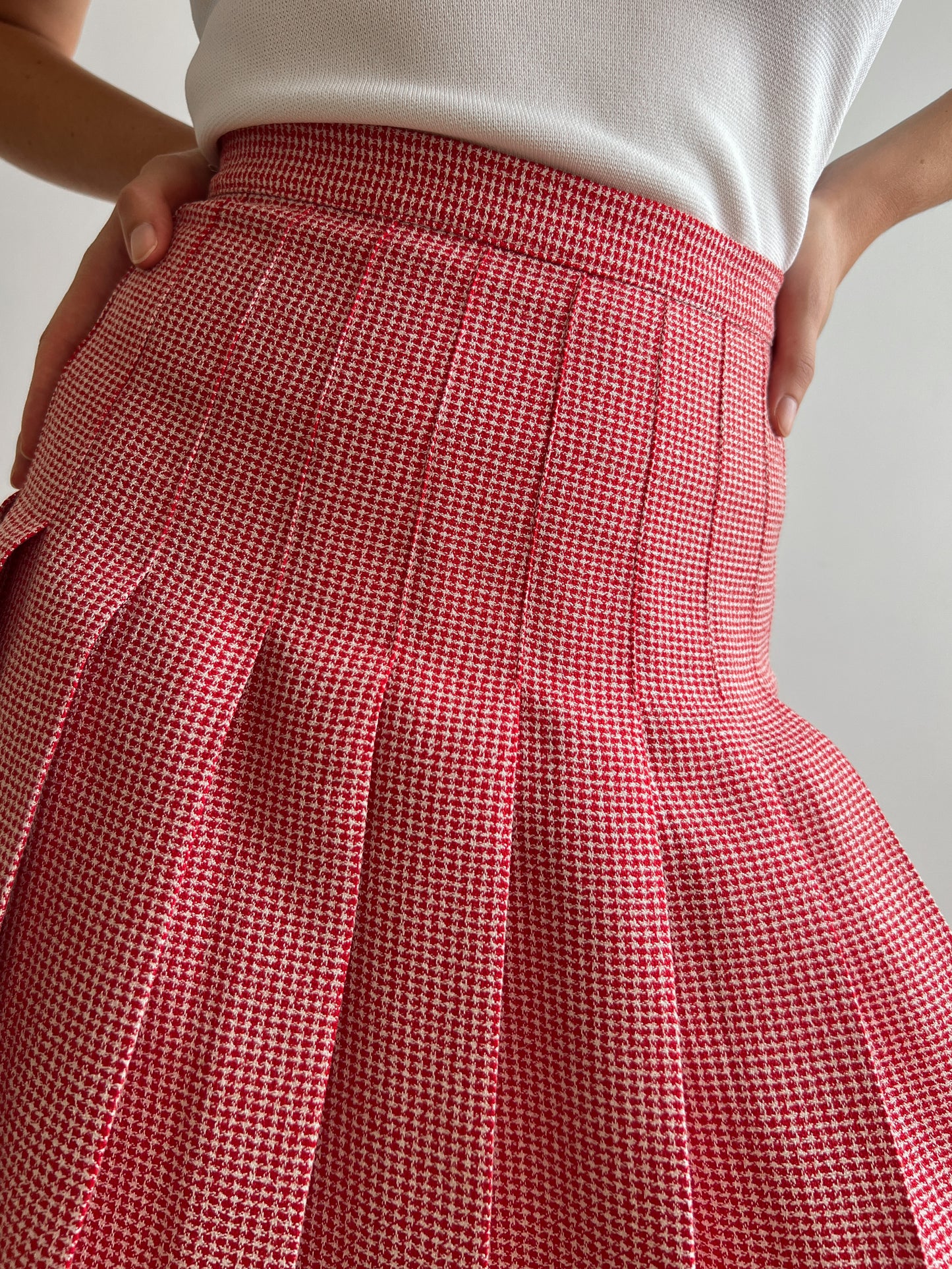 Pure wool pleated midi skirt