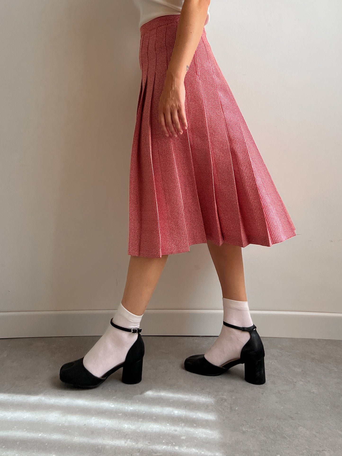 Pure wool pleated midi skirt