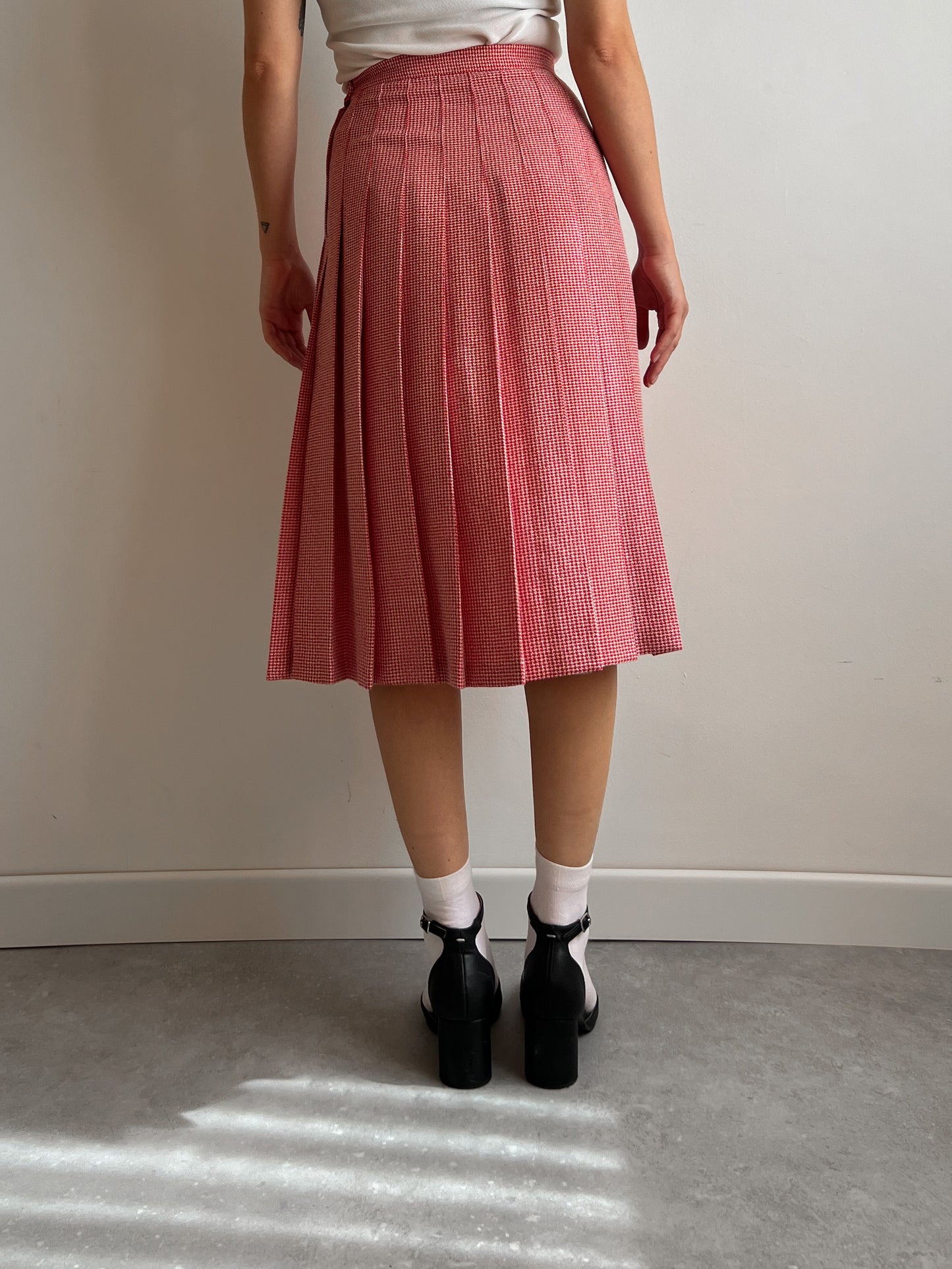 Pure wool pleated midi skirt