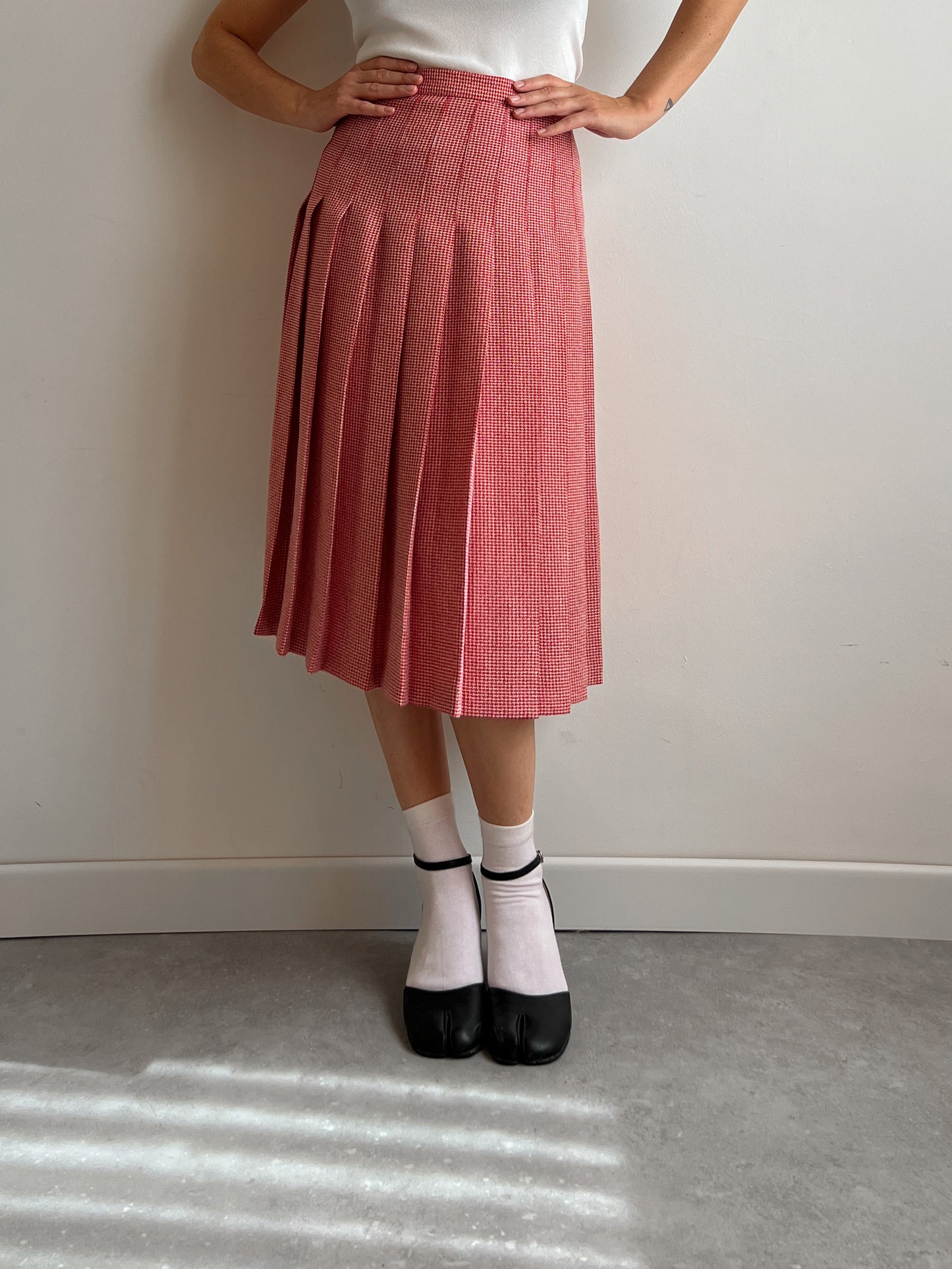 Pure wool pleated midi skirt