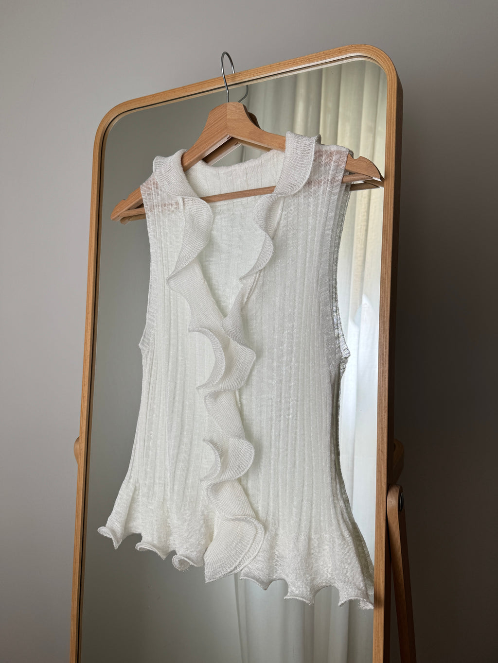Top in viscosa con rouches - Bianco