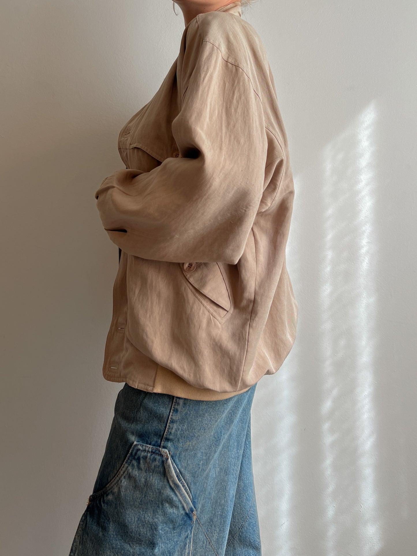 Silk and linen sand bomber