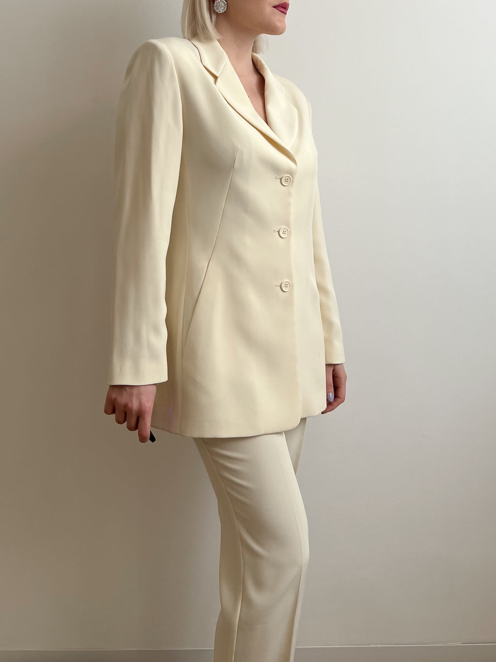 Completo color crema