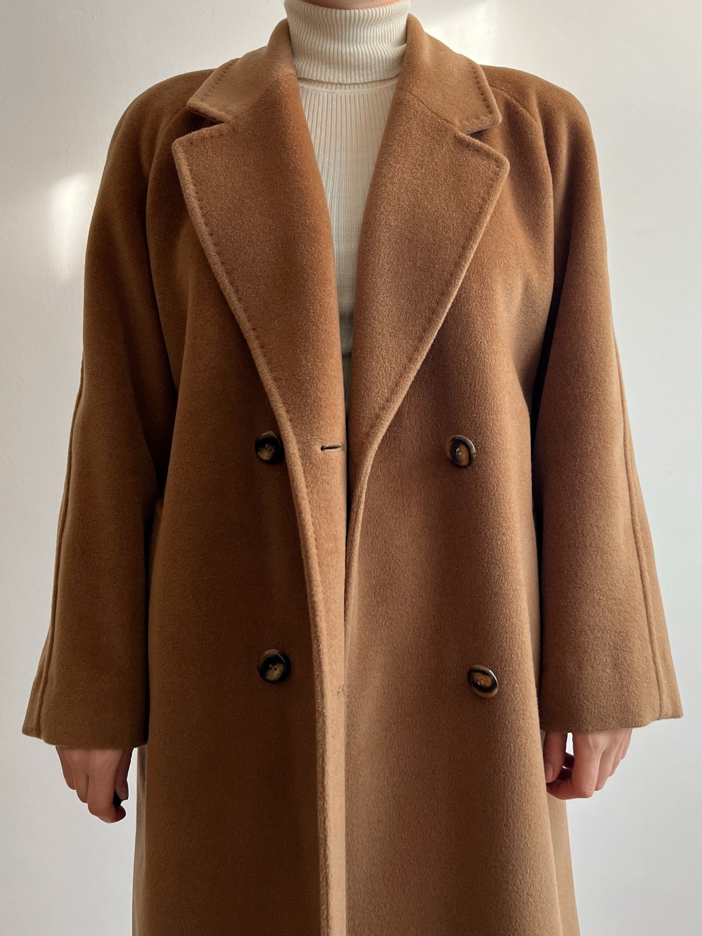 Piacenza wool and cashmere camel coat