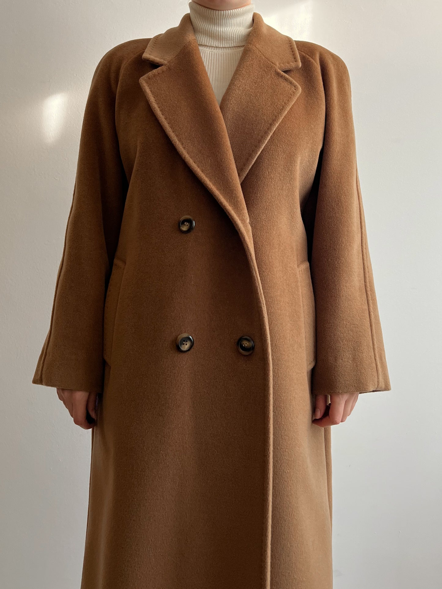 Piacenza wool and cashmere camel coat