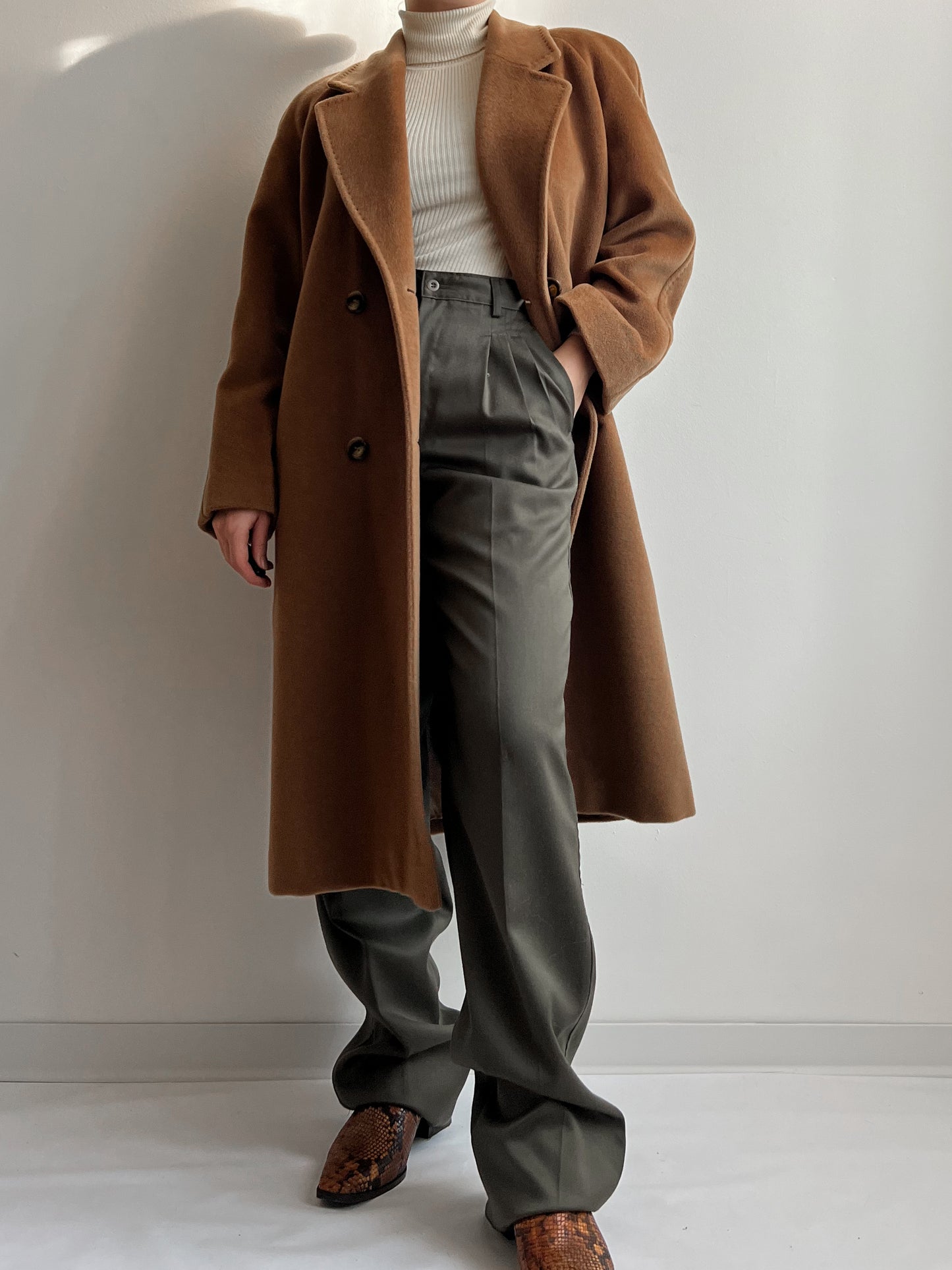 Piacenza wool and cashmere camel coat