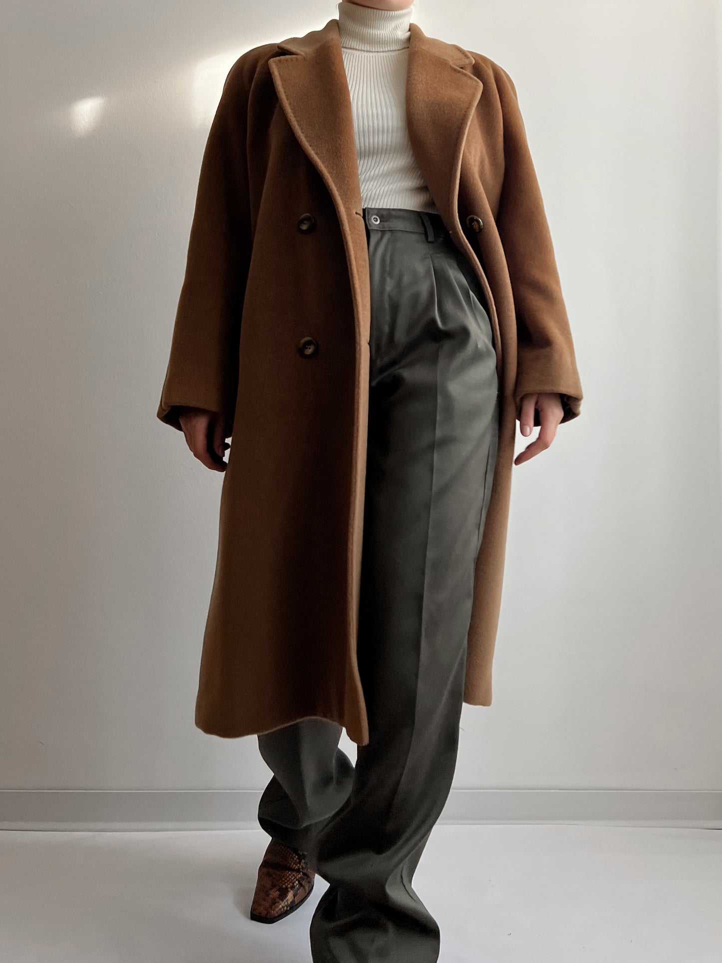 Piacenza wool and cashmere camel coat