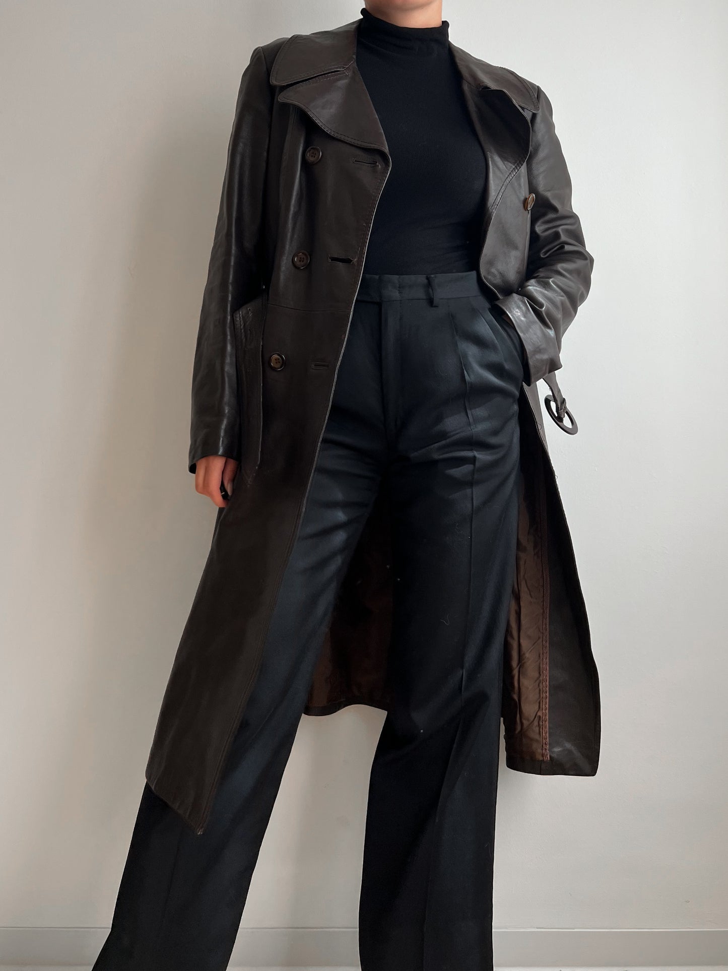 Trench in pelle marrone