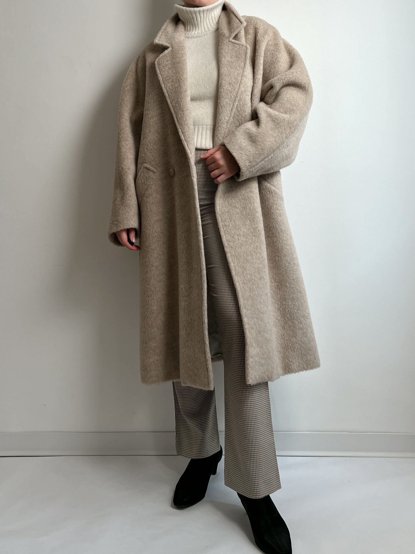 Wool, alpaca and mohair sand coat