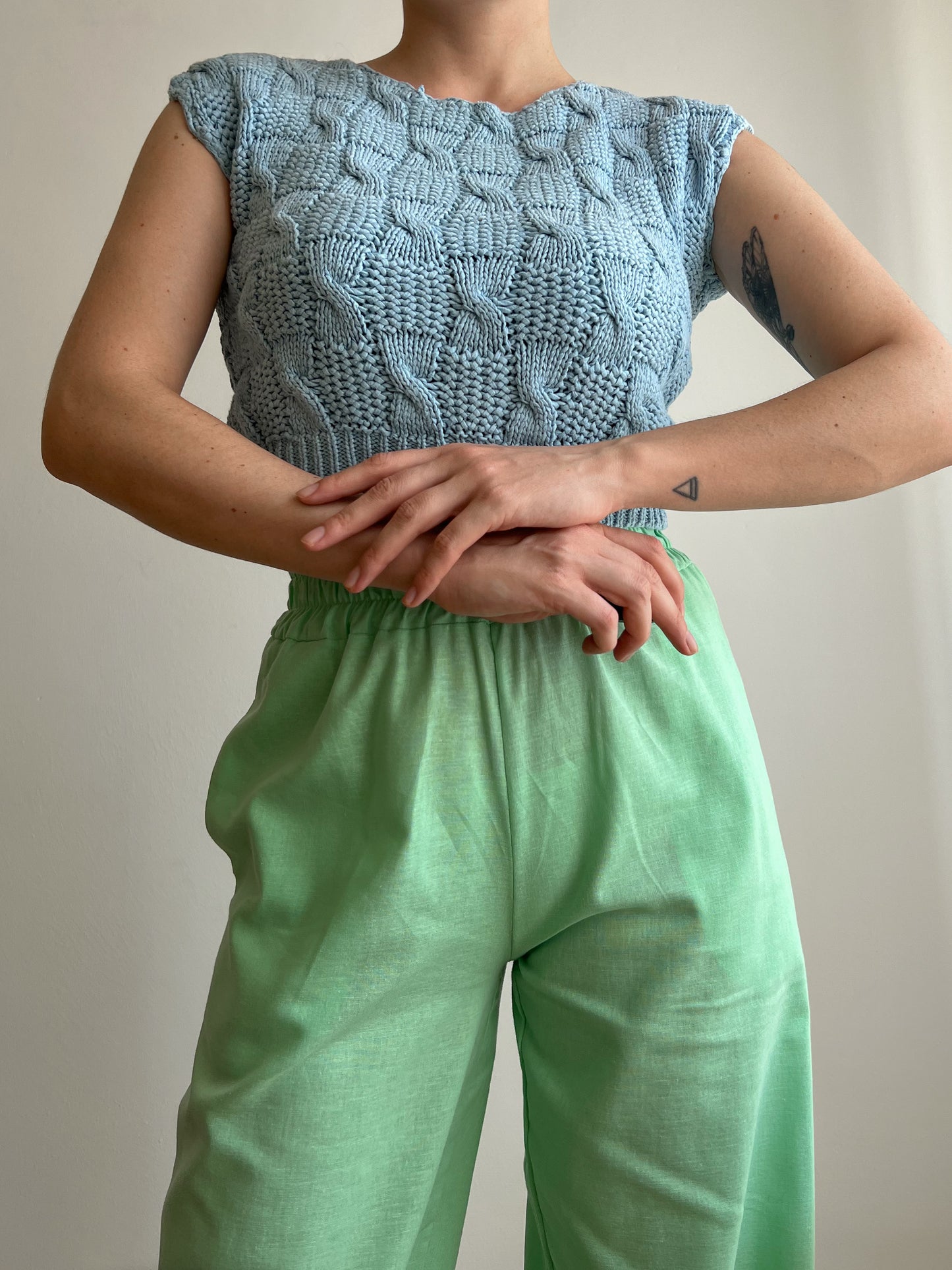 Crop top azzurro in cotone