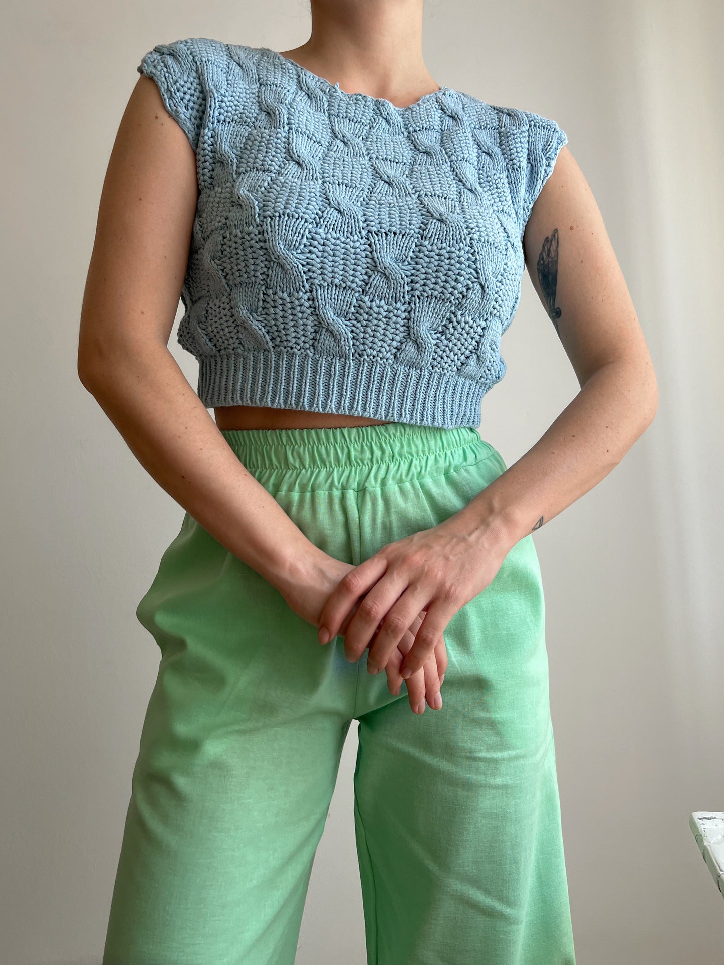 Crop top azzurro in cotone