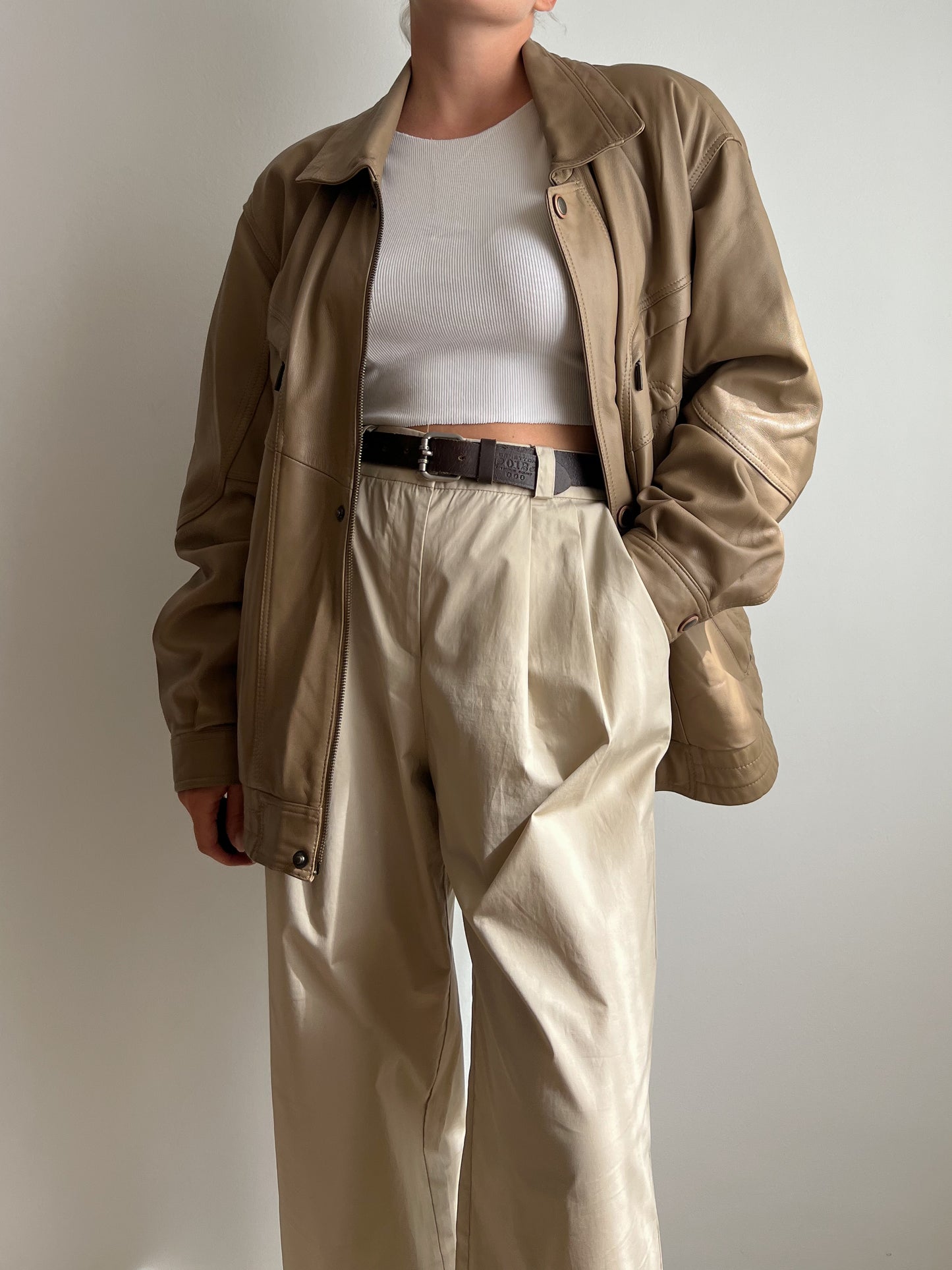 Bomber in pelle beige