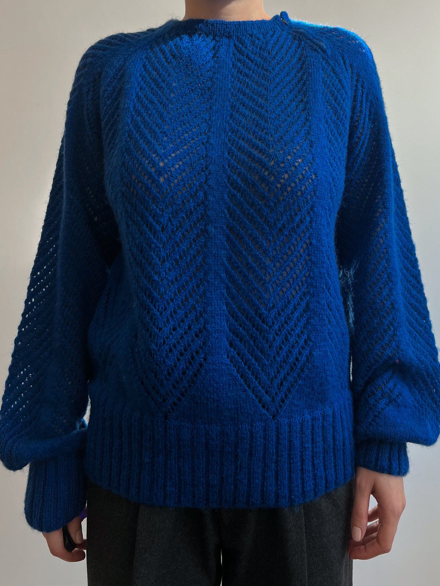 Pure wool embroidered blue pull