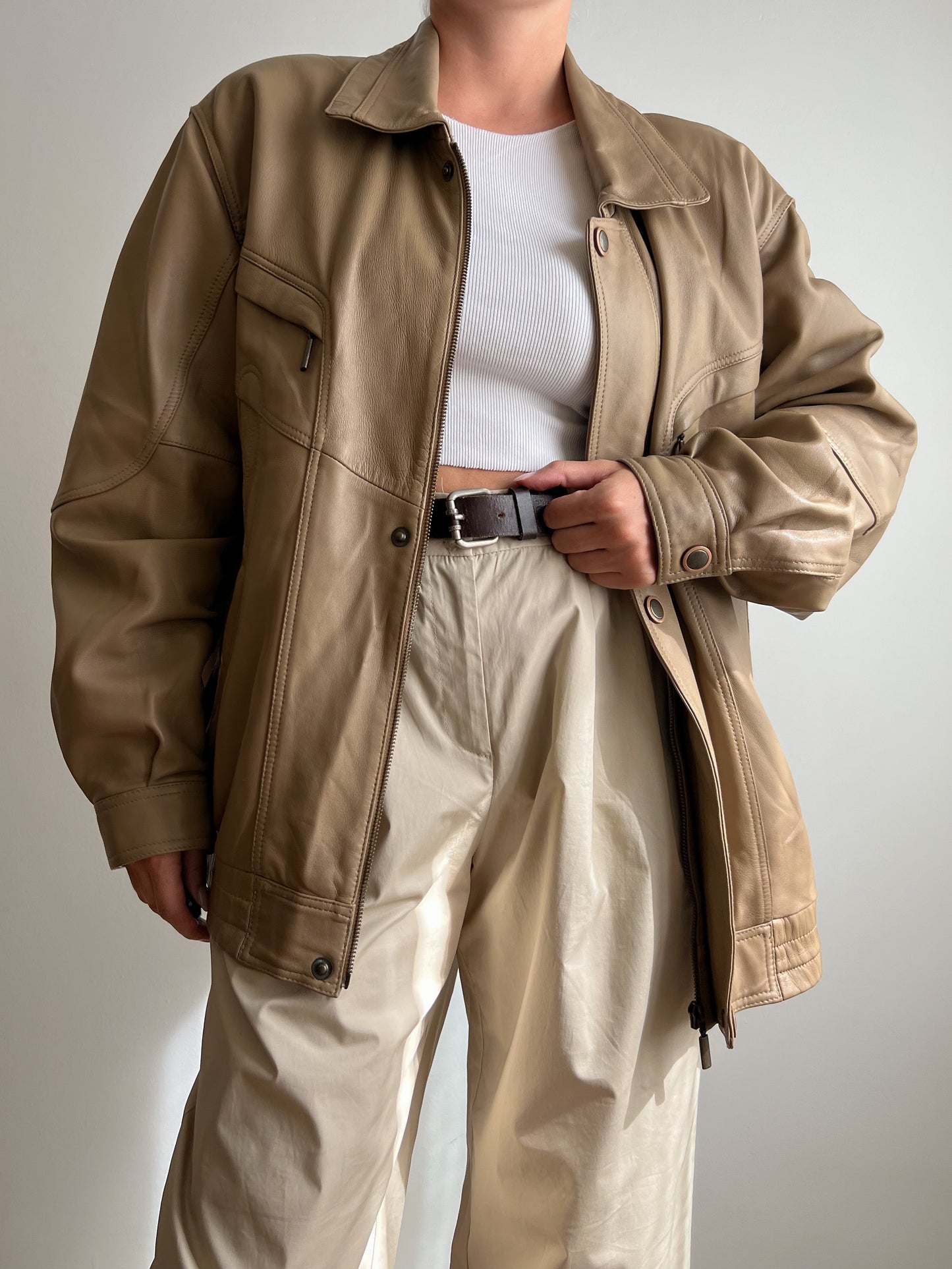 Bomber in pelle beige