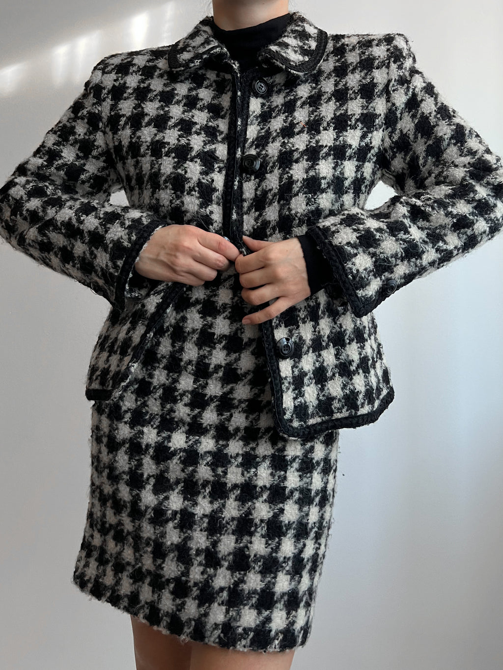 Wool and mohair pied de poule tailored suit