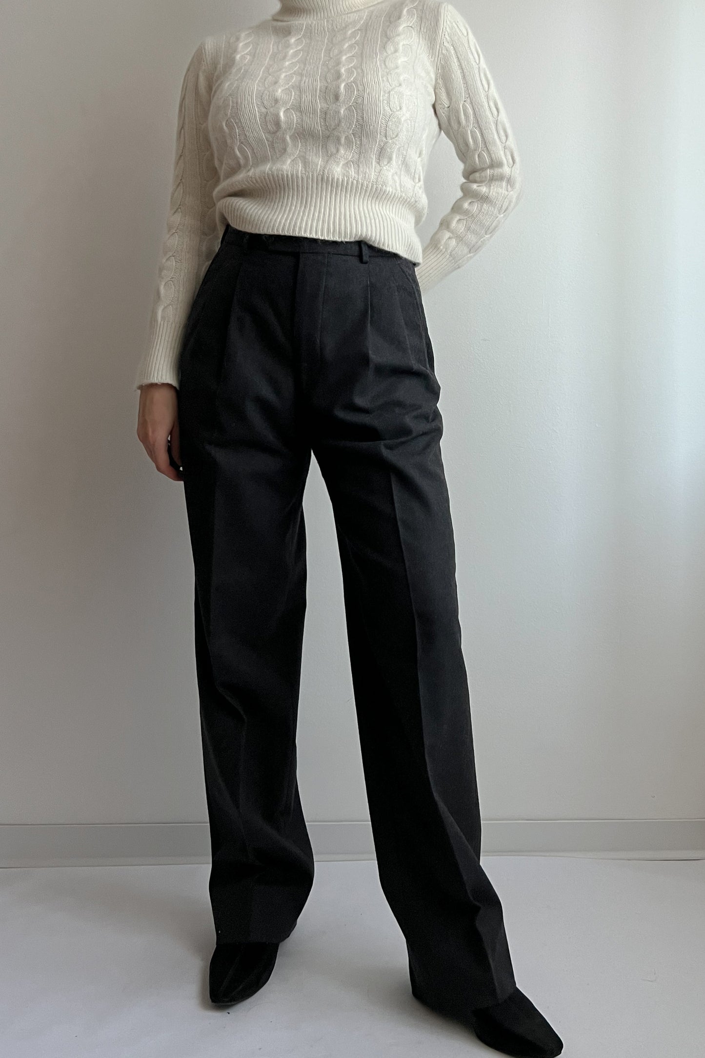 Pure wool tailored pleated pants