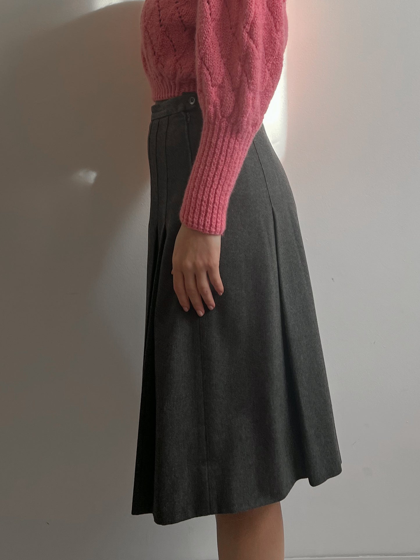 Pure wool pleated grey midi skirt