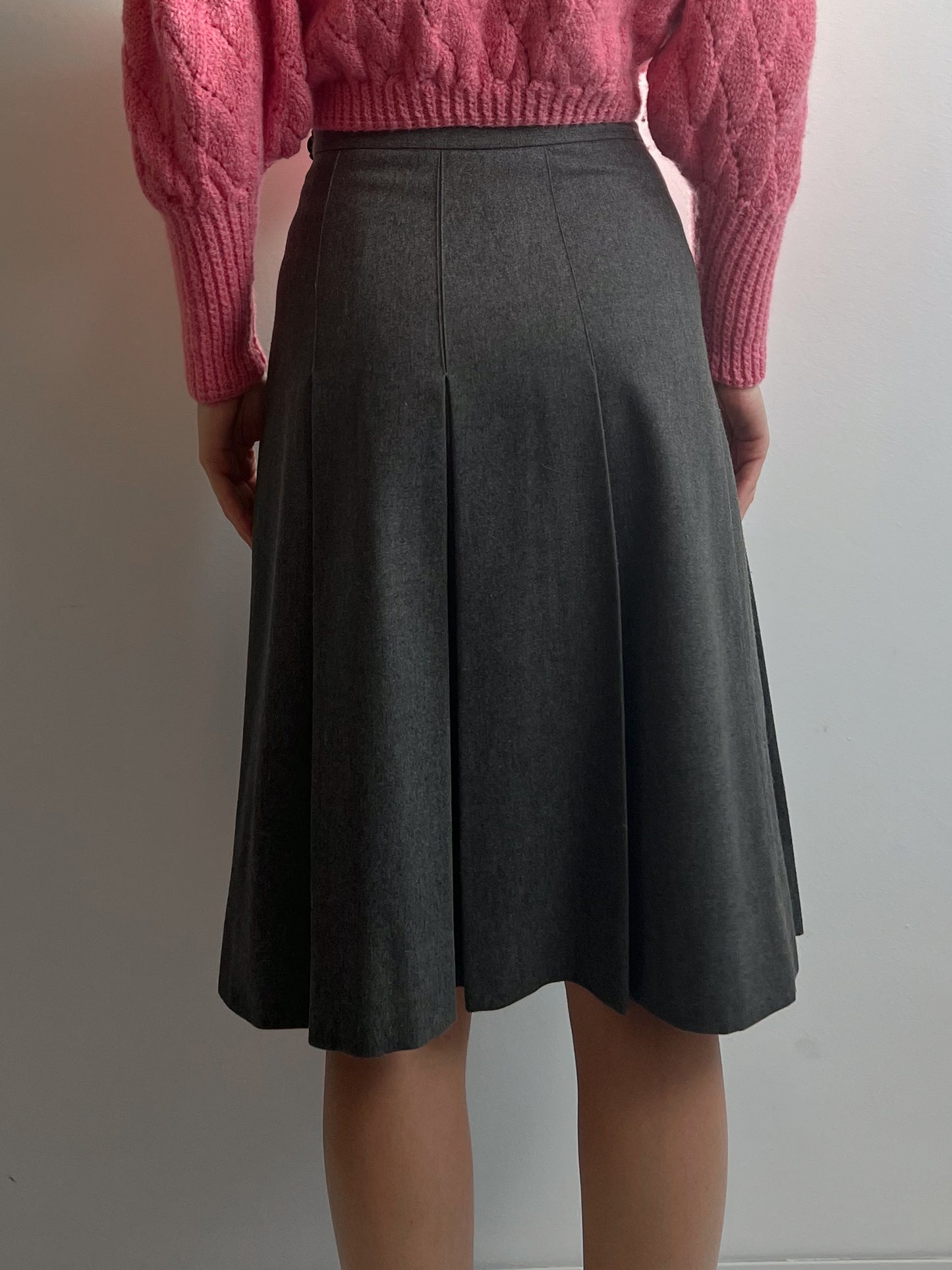 Pure wool pleated grey midi skirt