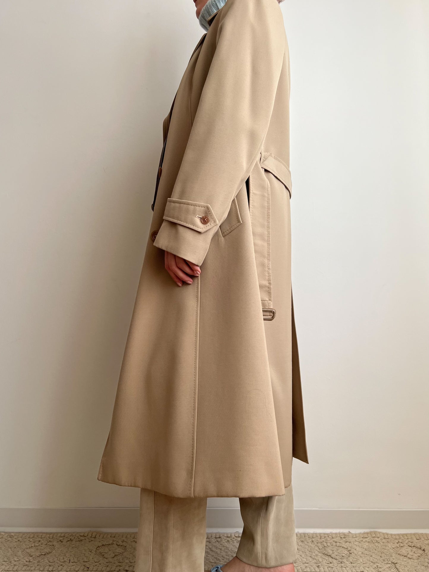 Trench beige doppiopetto