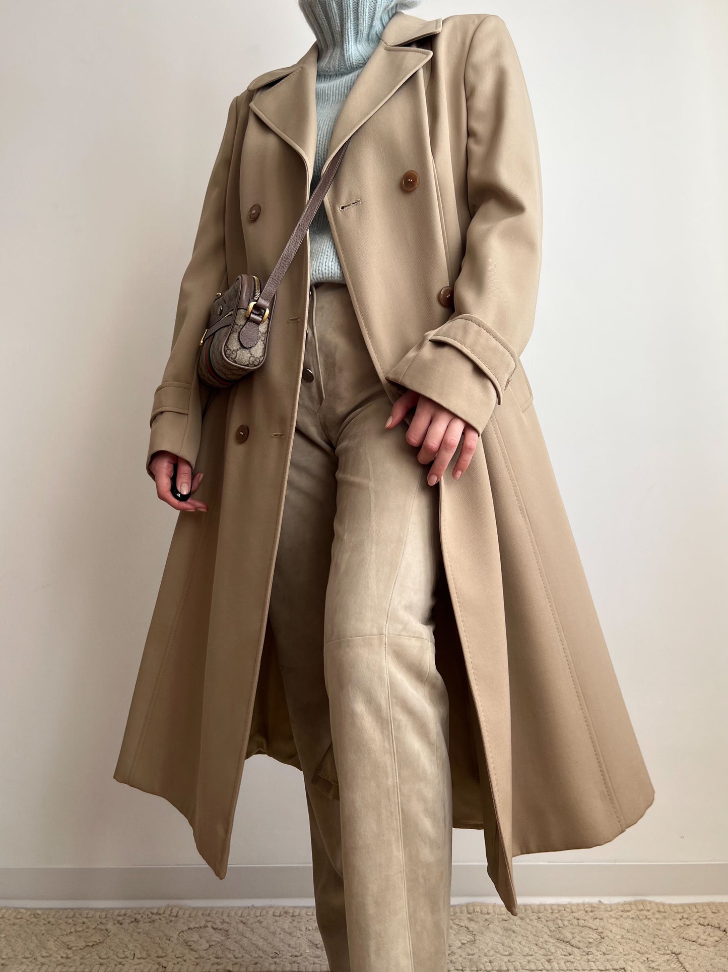 Trench beige doppiopetto