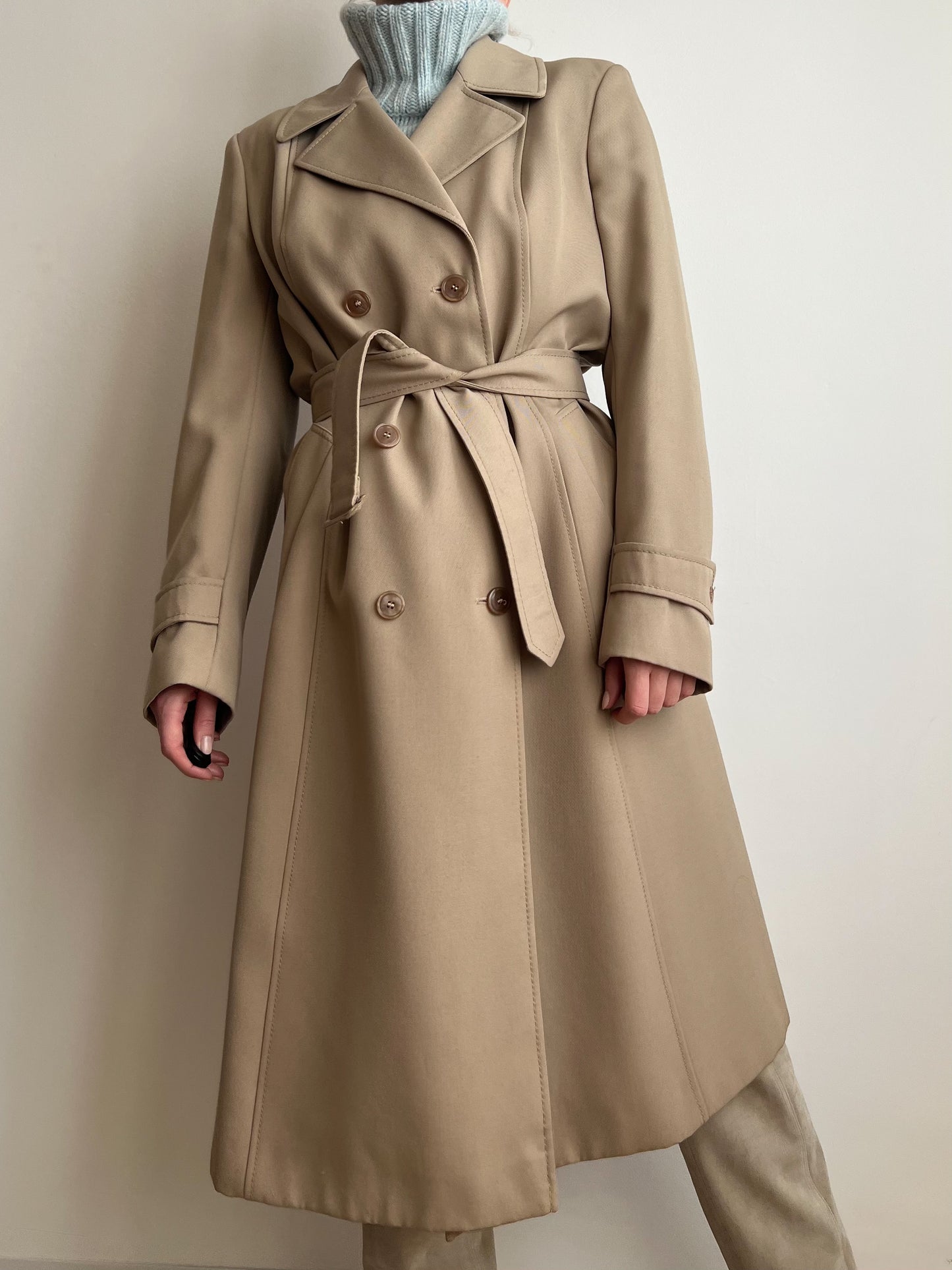 Trench beige doppiopetto