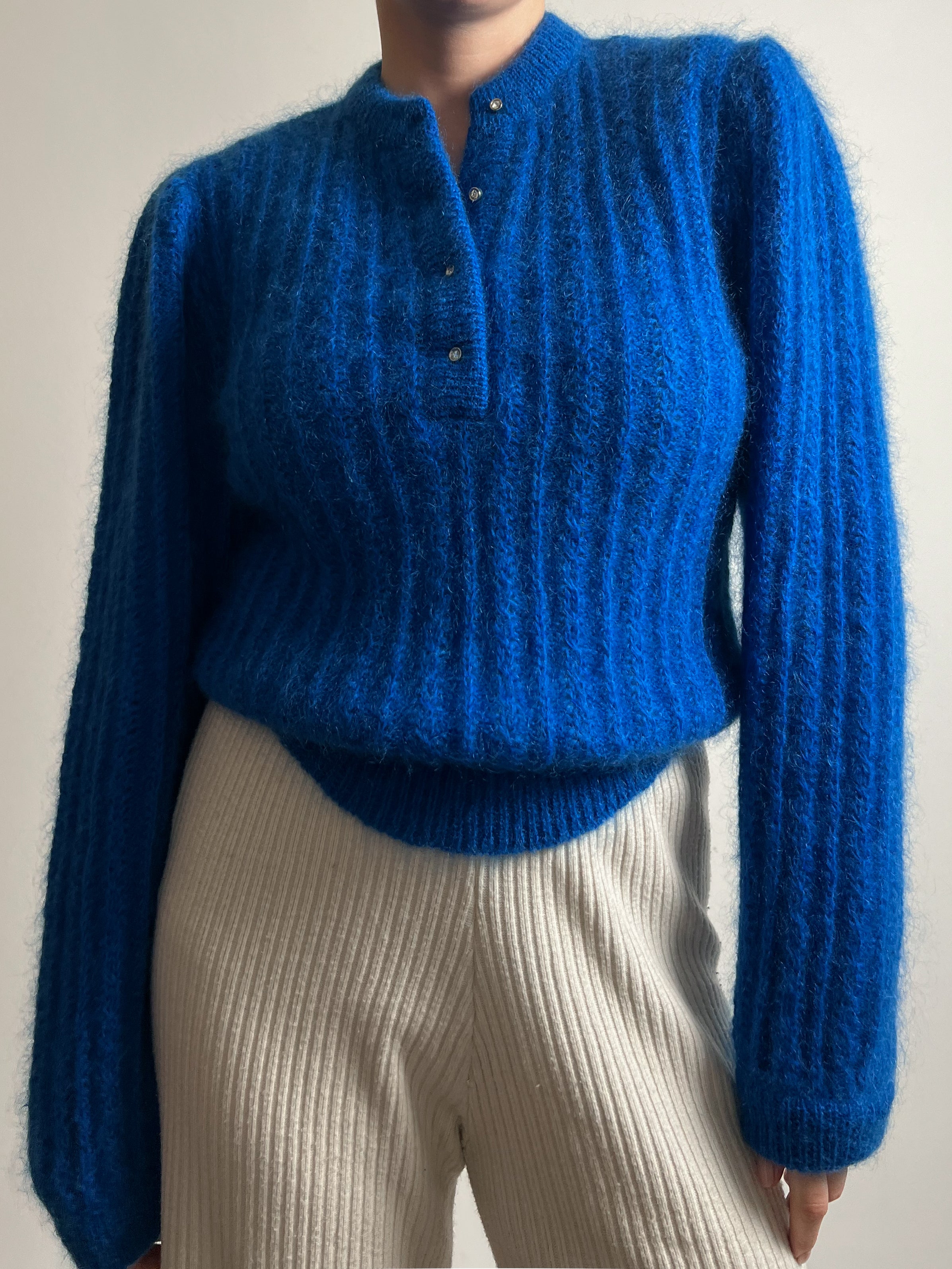Kid mohair and wool blue pull