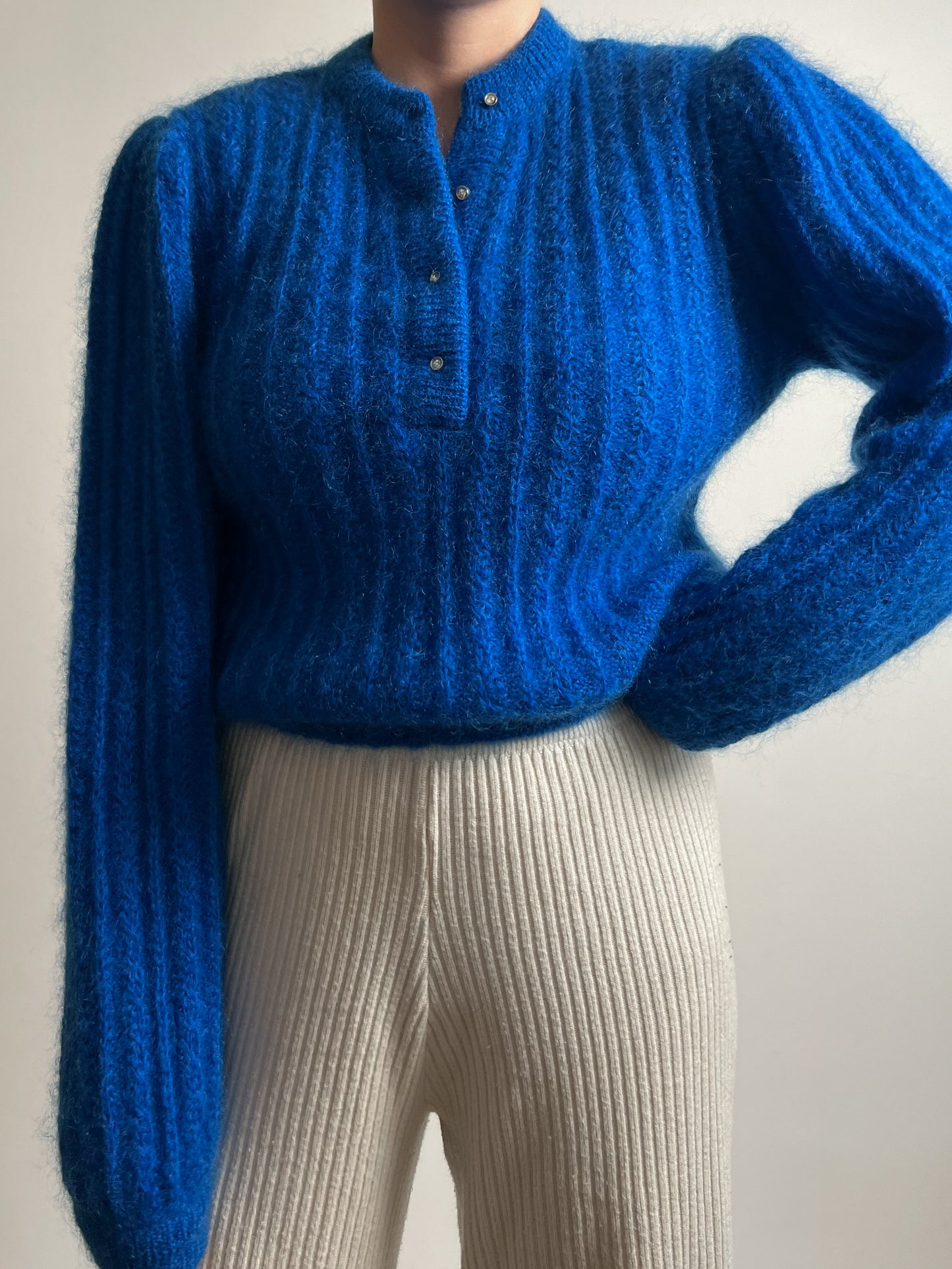 Kid mohair and wool blue pull