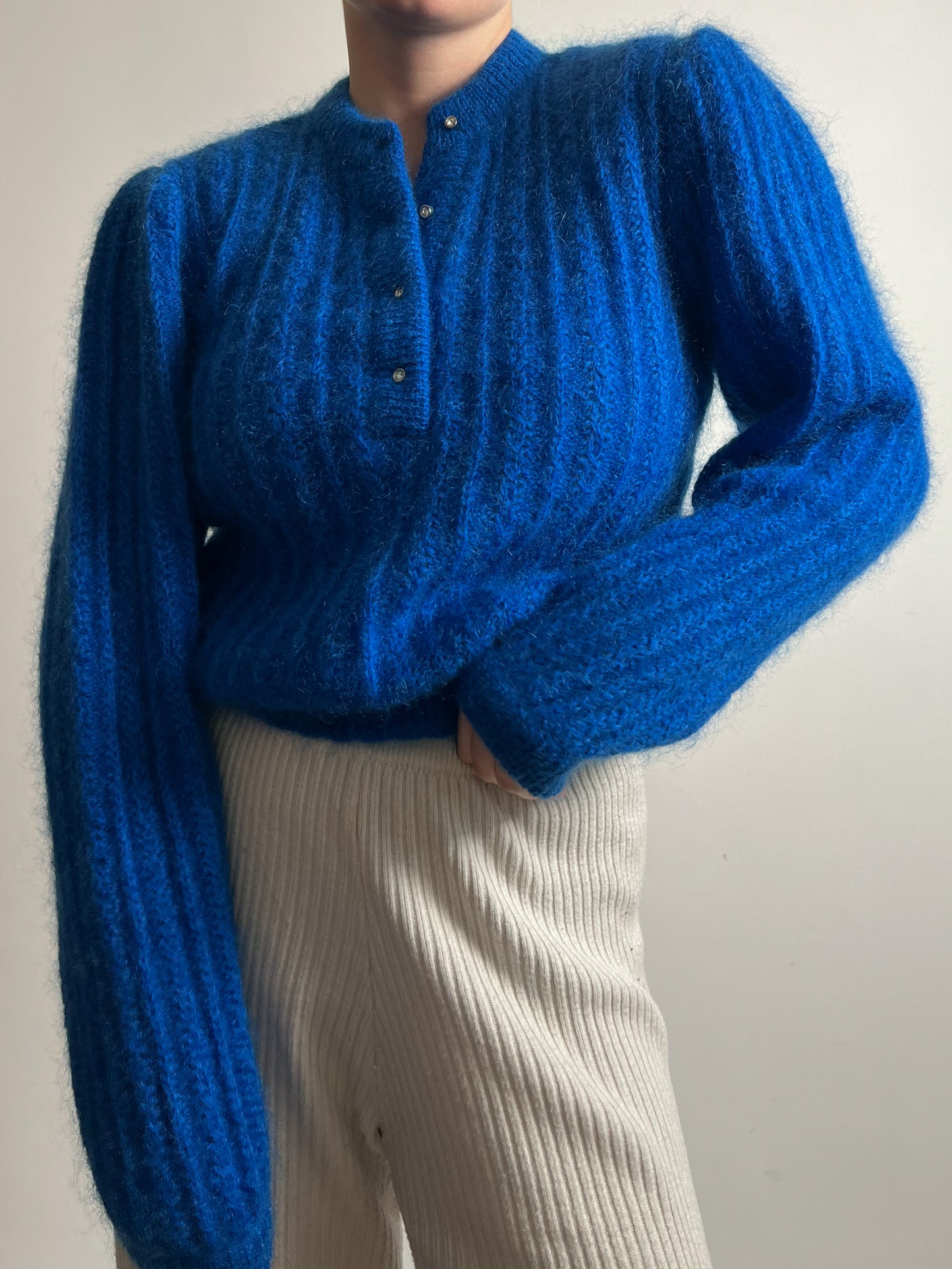 Kid mohair and wool blue pull