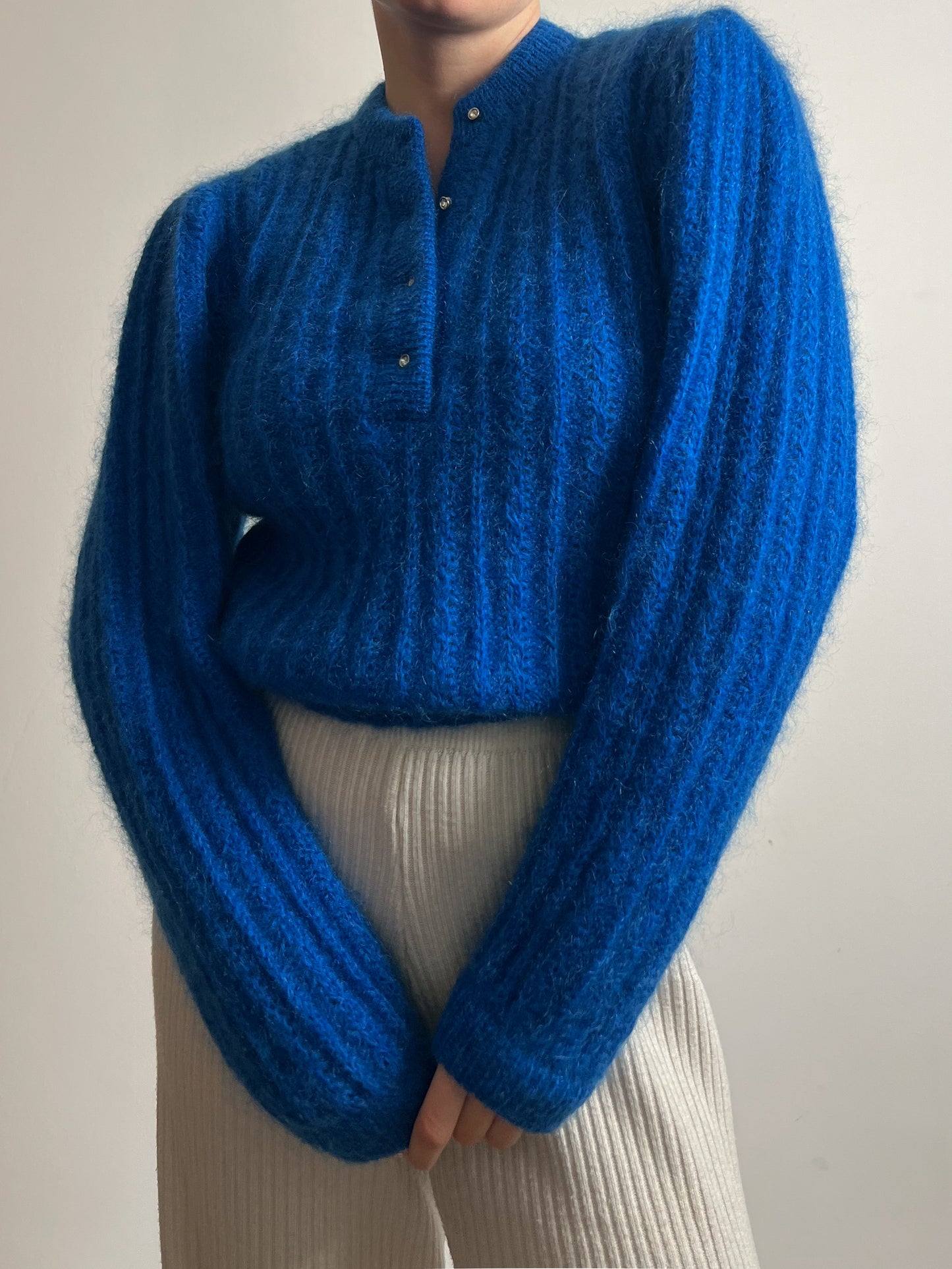 Kid mohair and wool blue pull