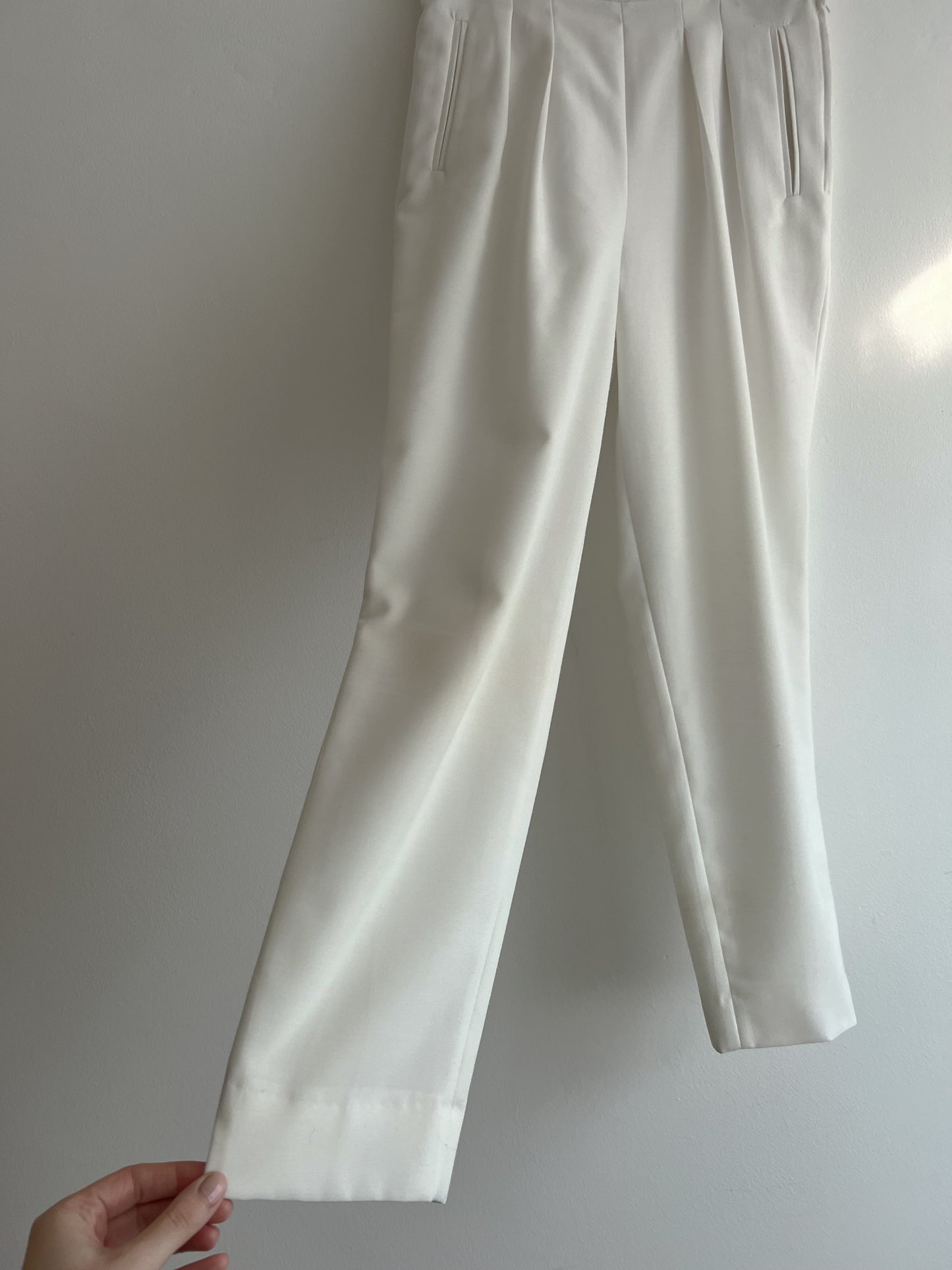 Pure wool off white pleated pants