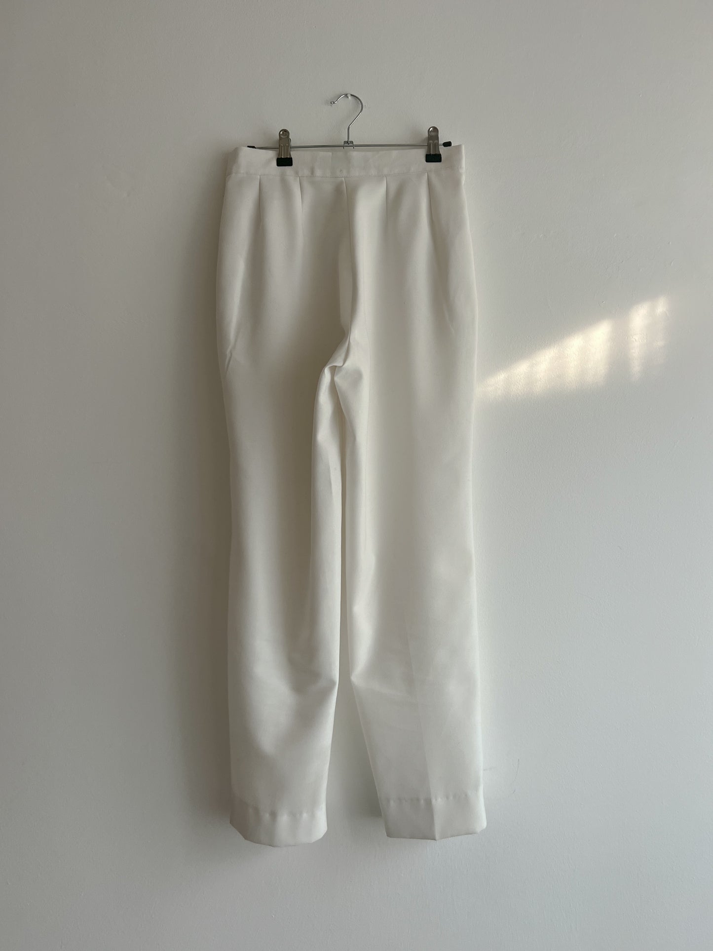 Pure wool off white pleated pants