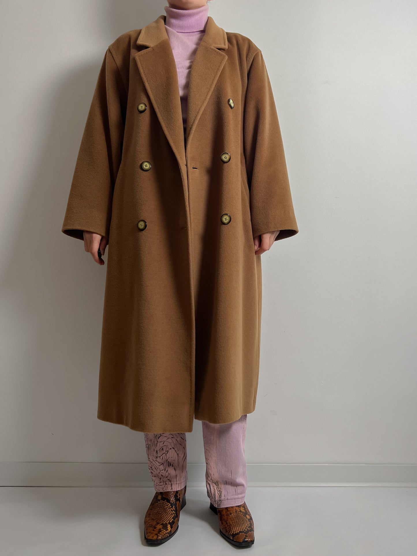 Piacenza pure virgin wool camel coat